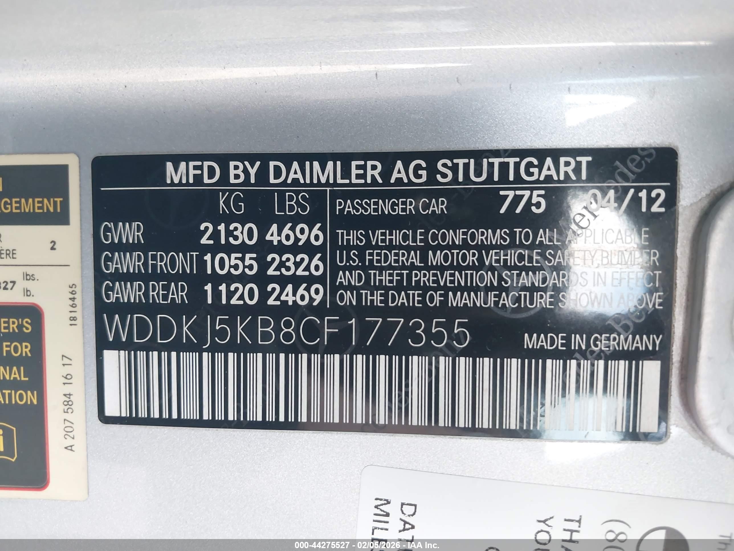 MERCEDES-BENZ E image 9