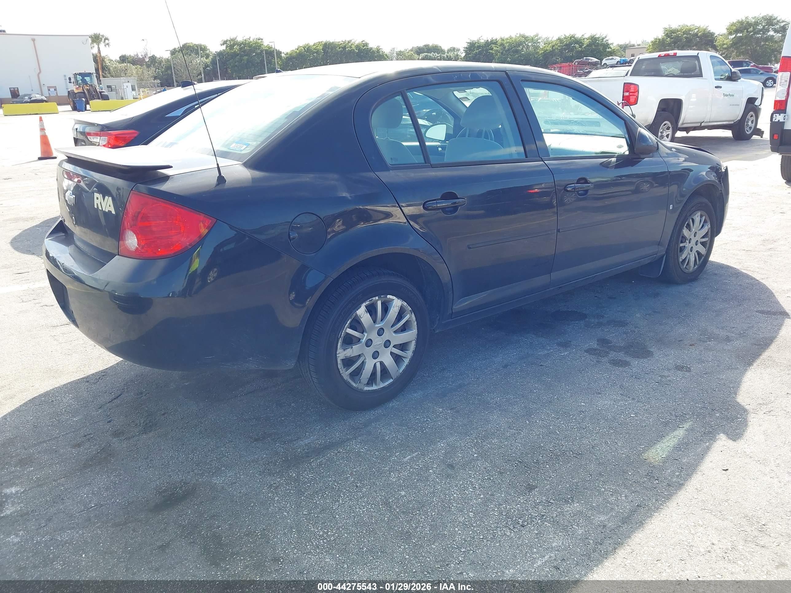 CHEVROLET COBALT image 4