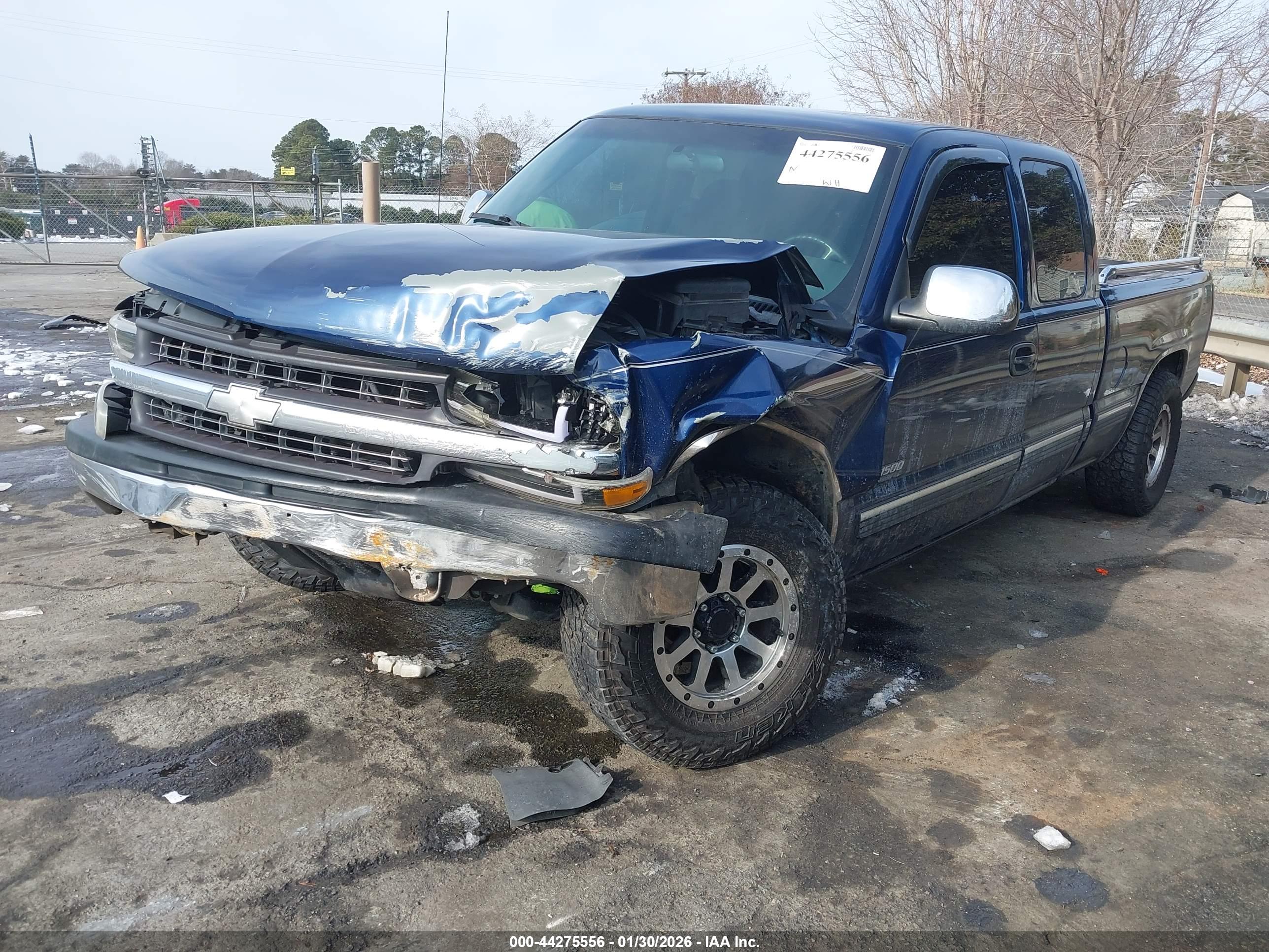 CHEVROLET SILVERADO image 2