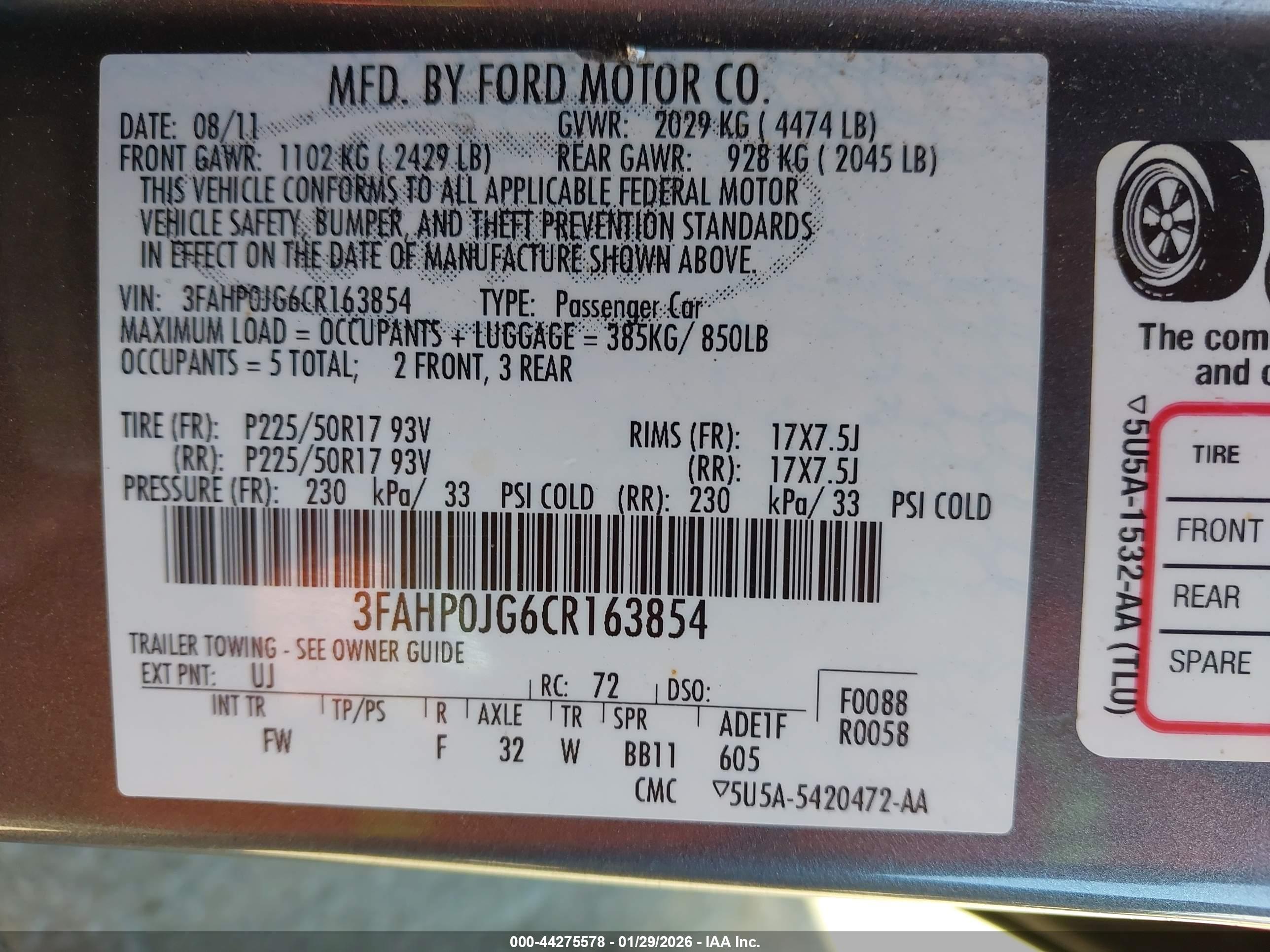 FORD FUSION image 9
