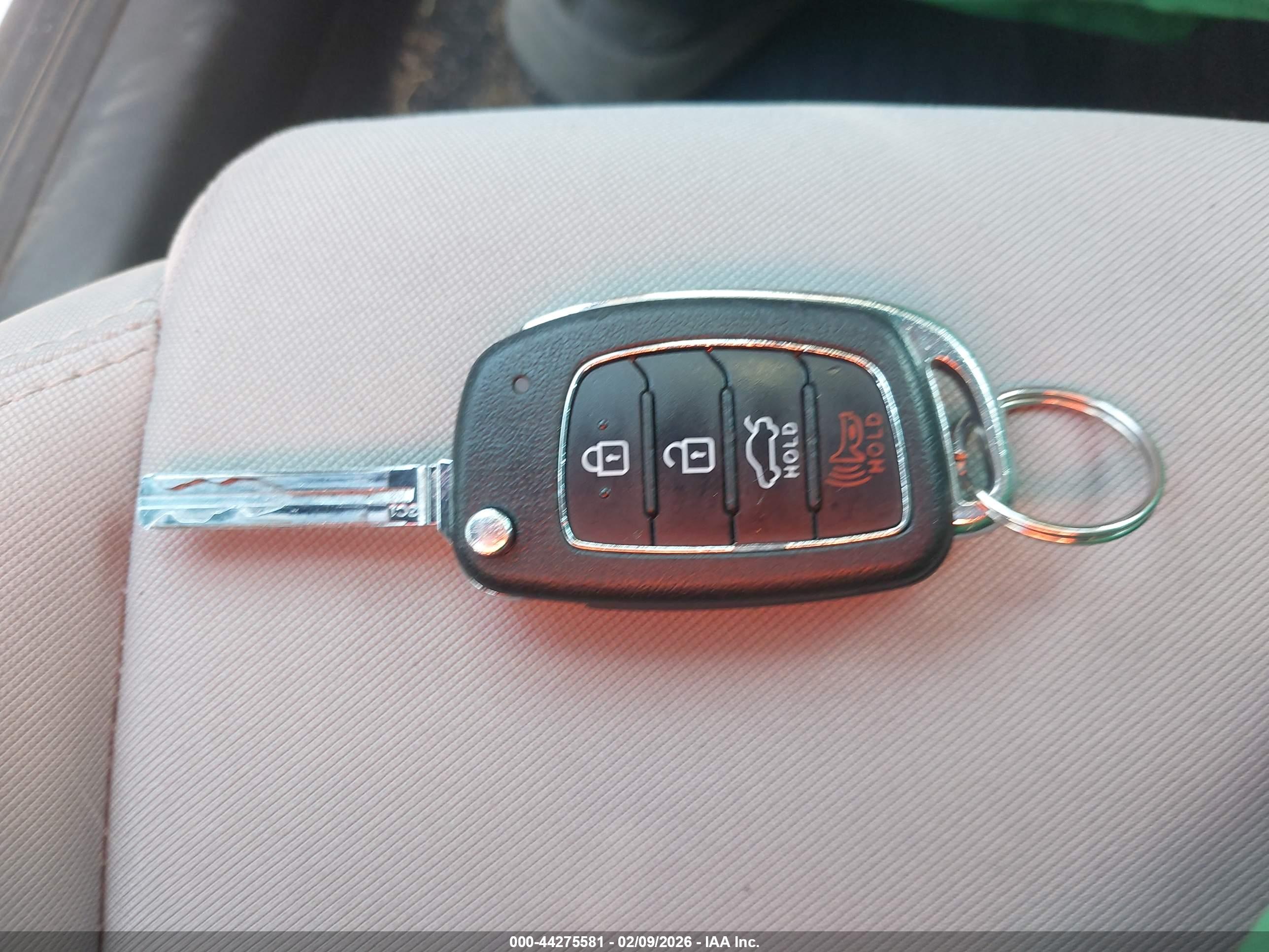 HYUNDAI SONATA image 11
