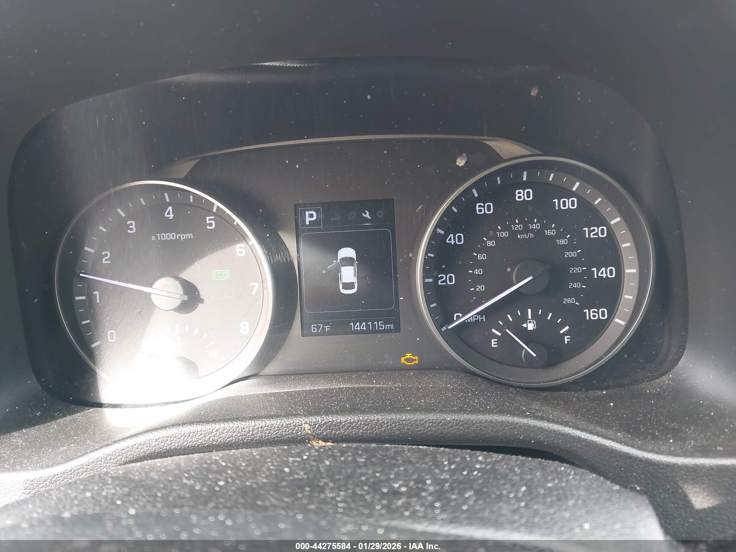 HYUNDAI ELANTRA image 7