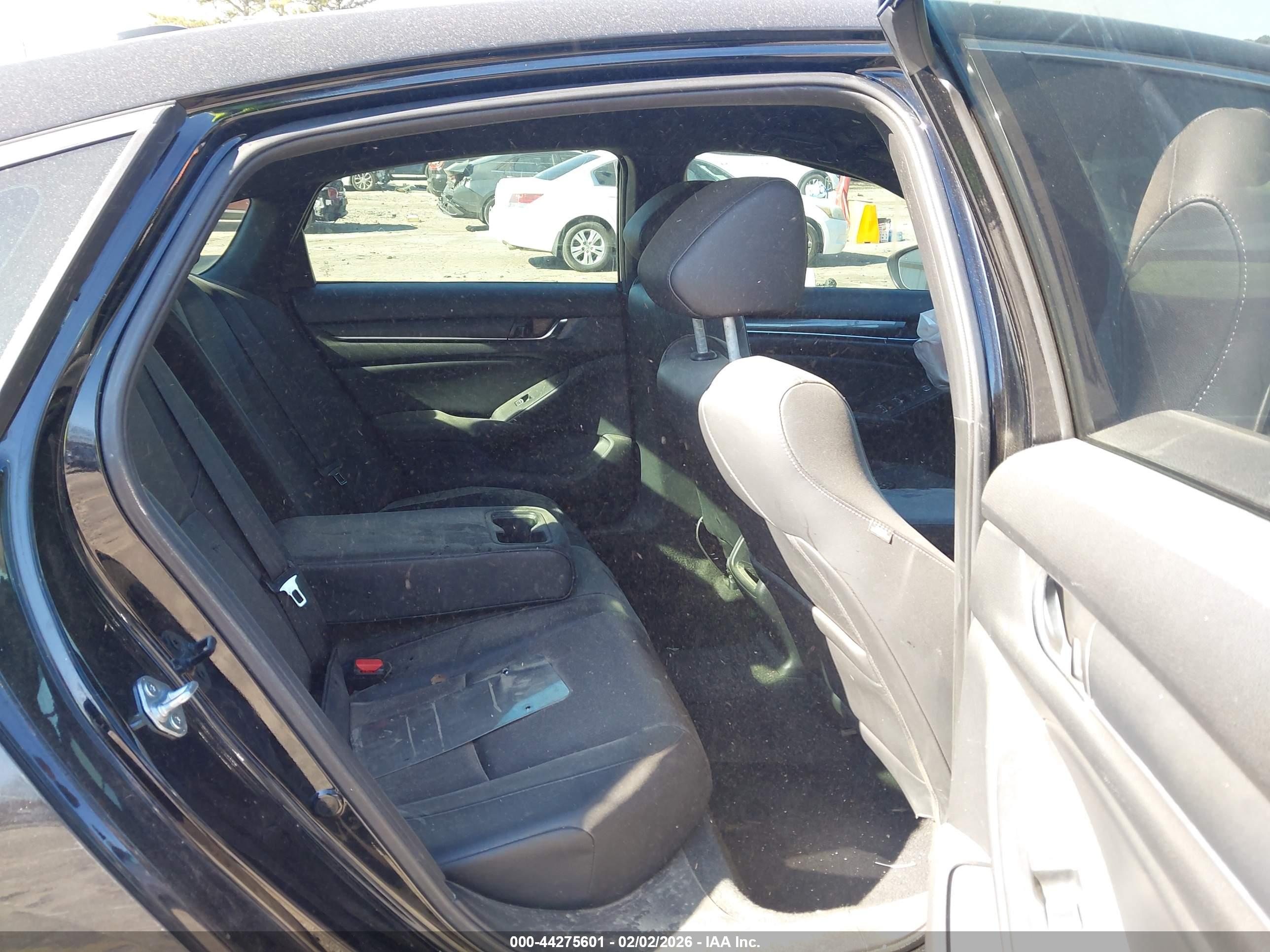 HONDA ACCORD image 8