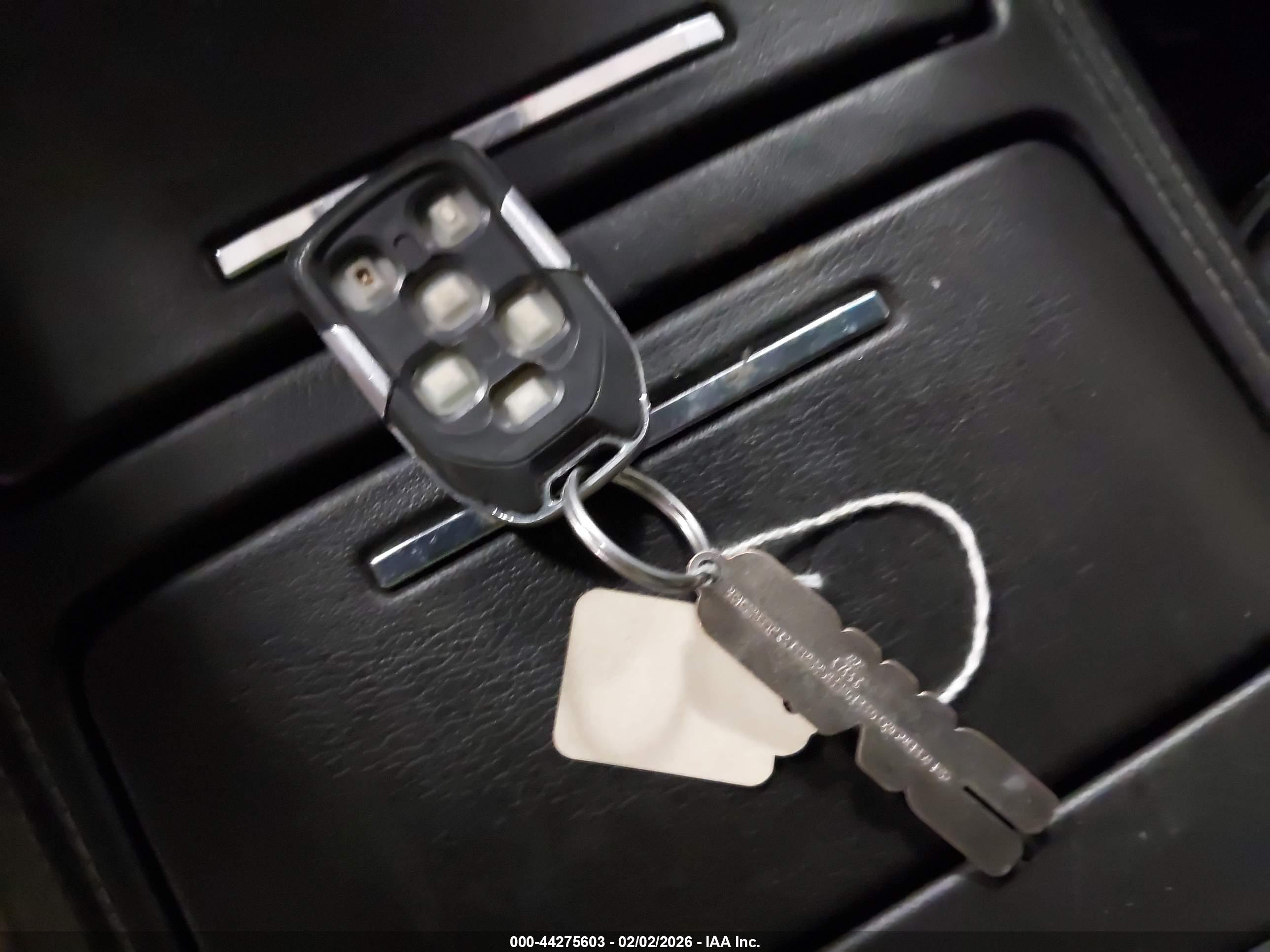 GMC YUKON image 11