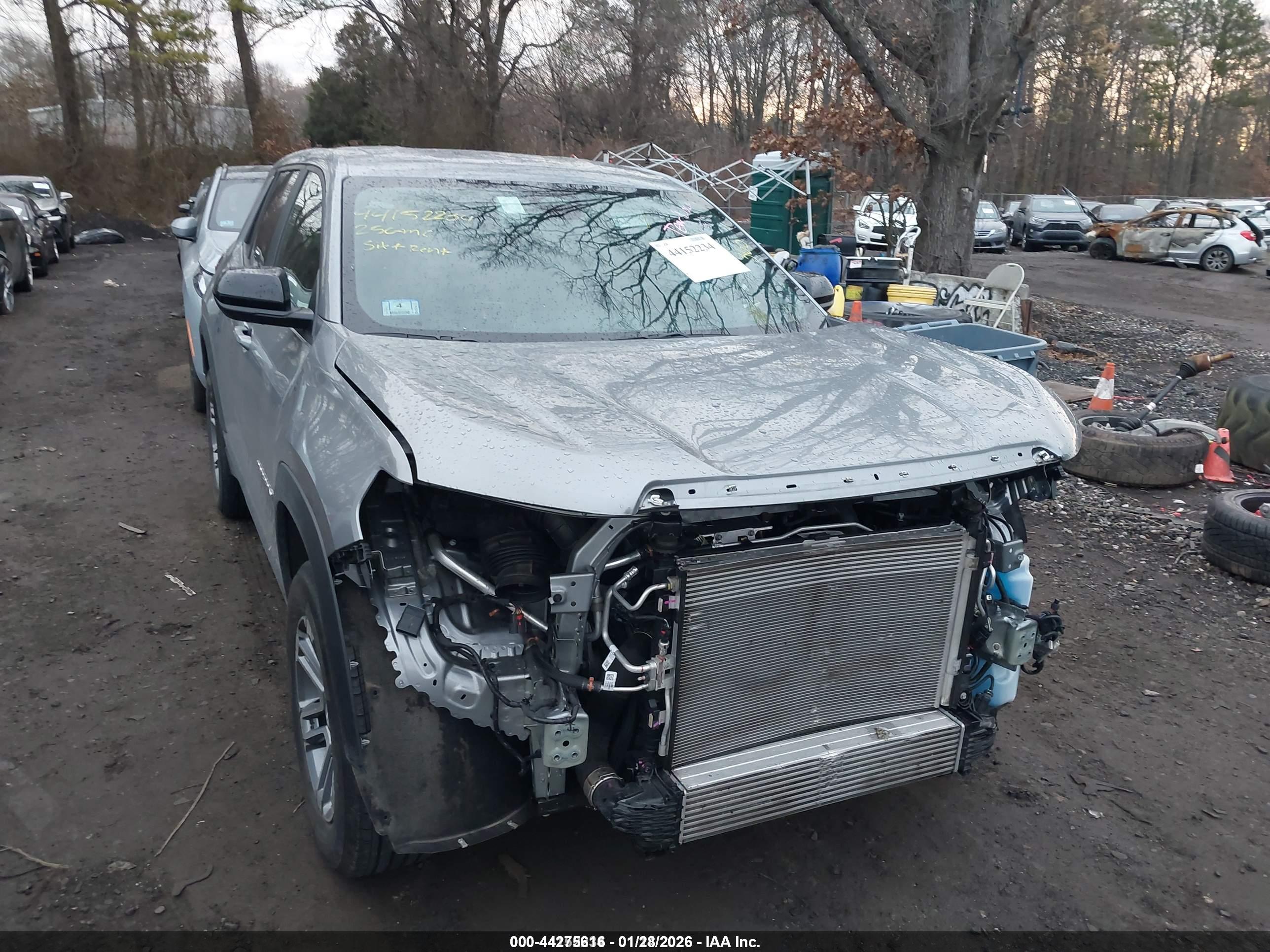 GMC TERRAIN image 6