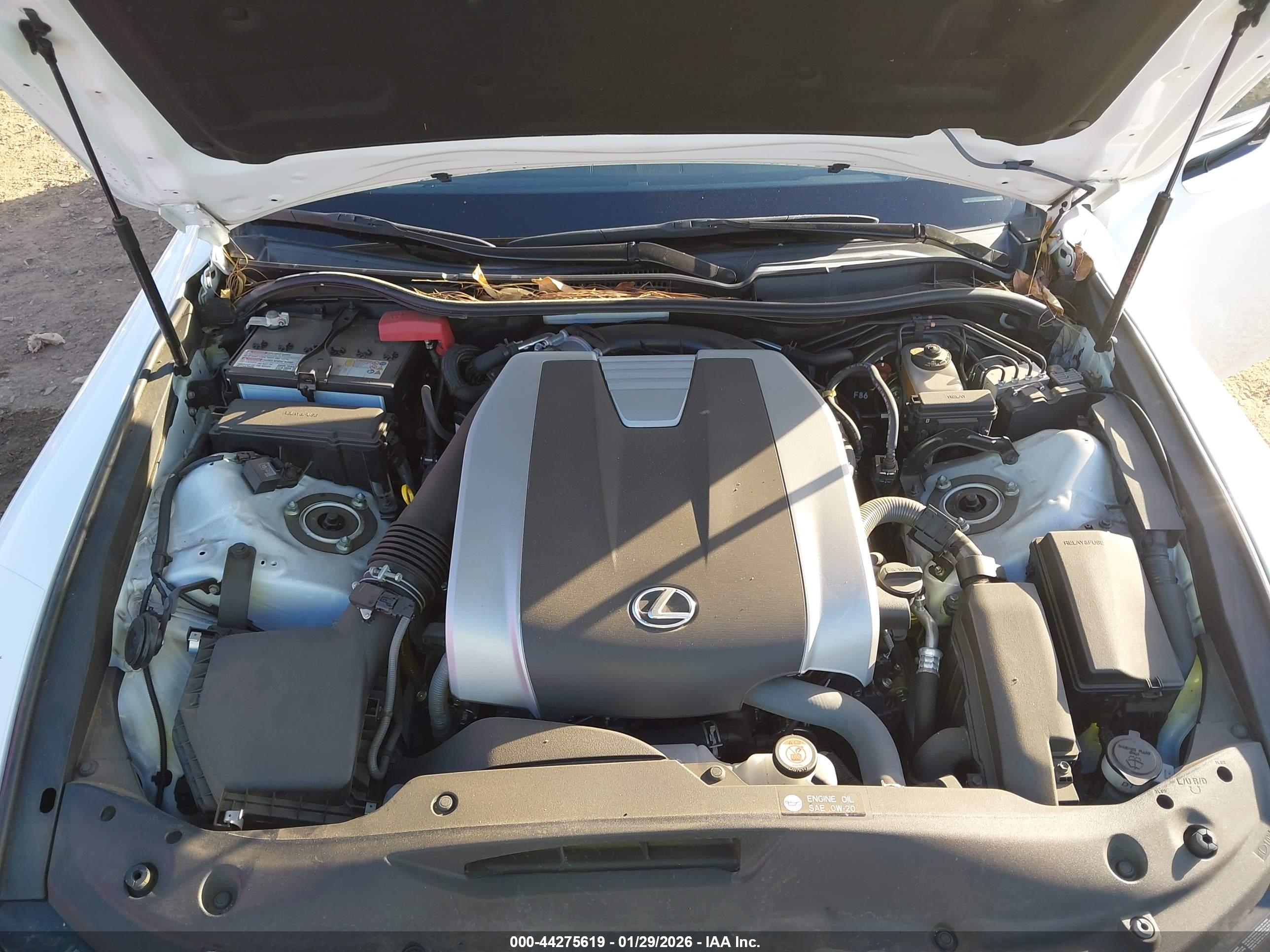 LEXUS IS image 10