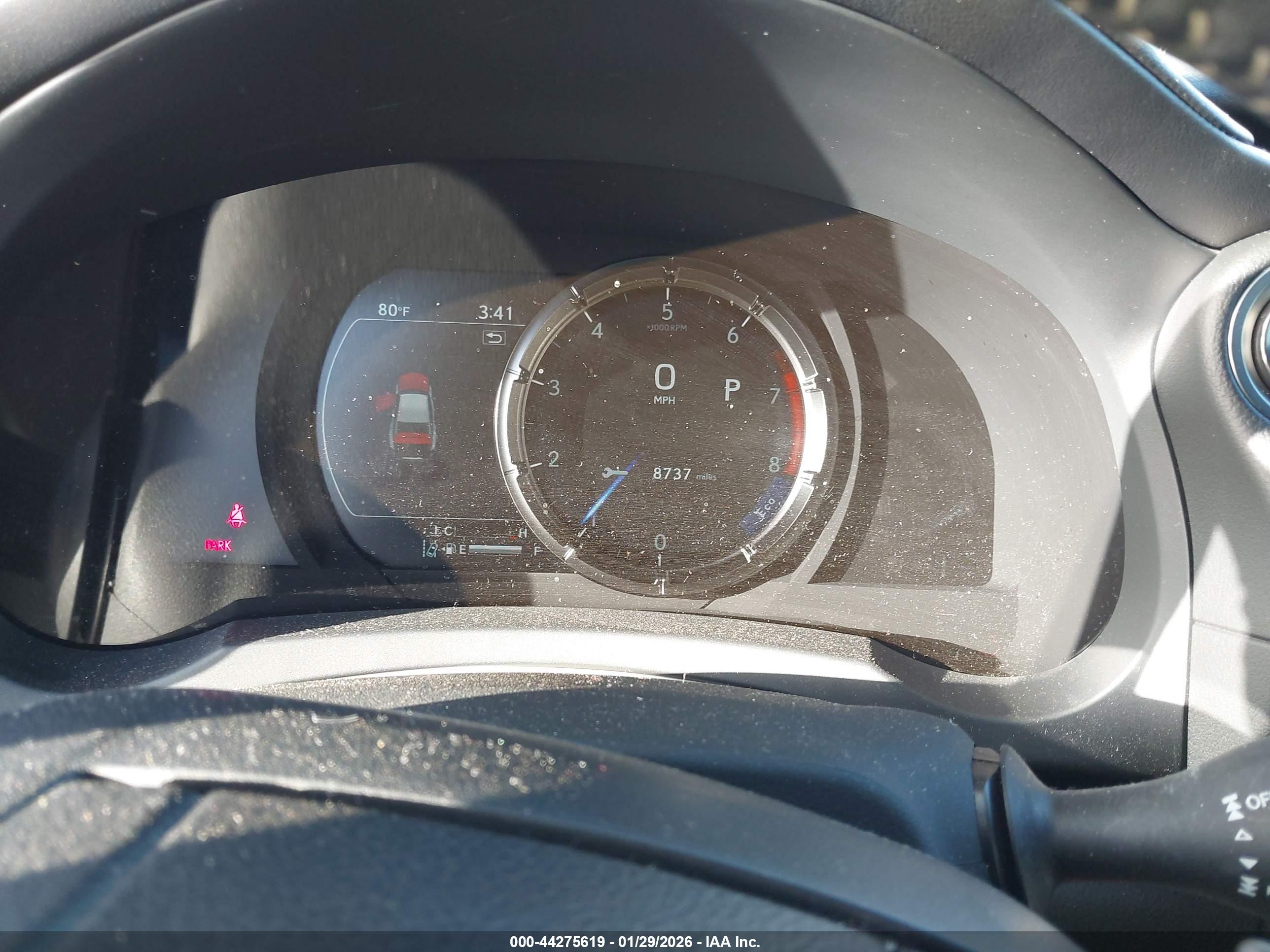 LEXUS IS image 7