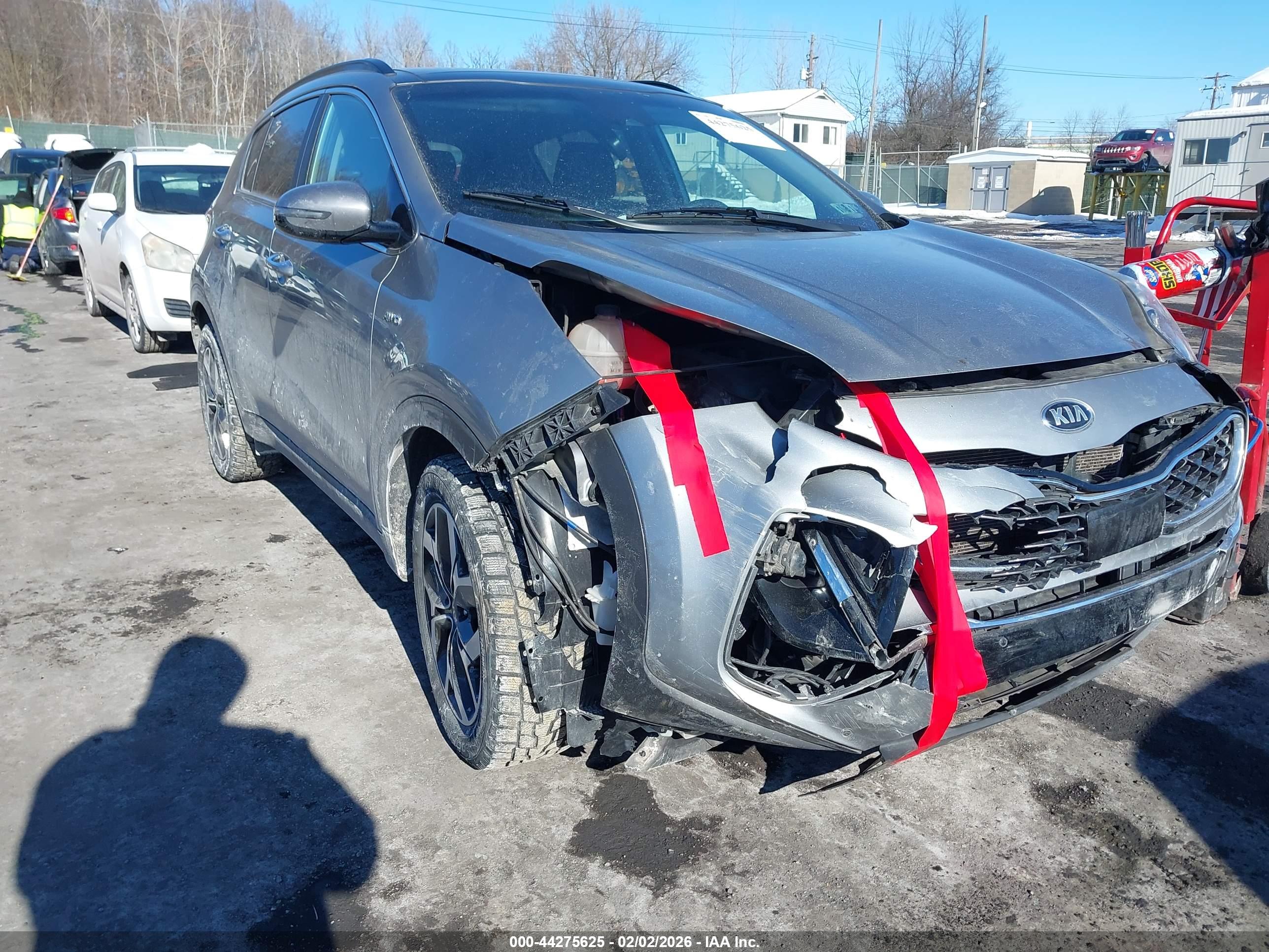 KIA SPORTAGE image 6