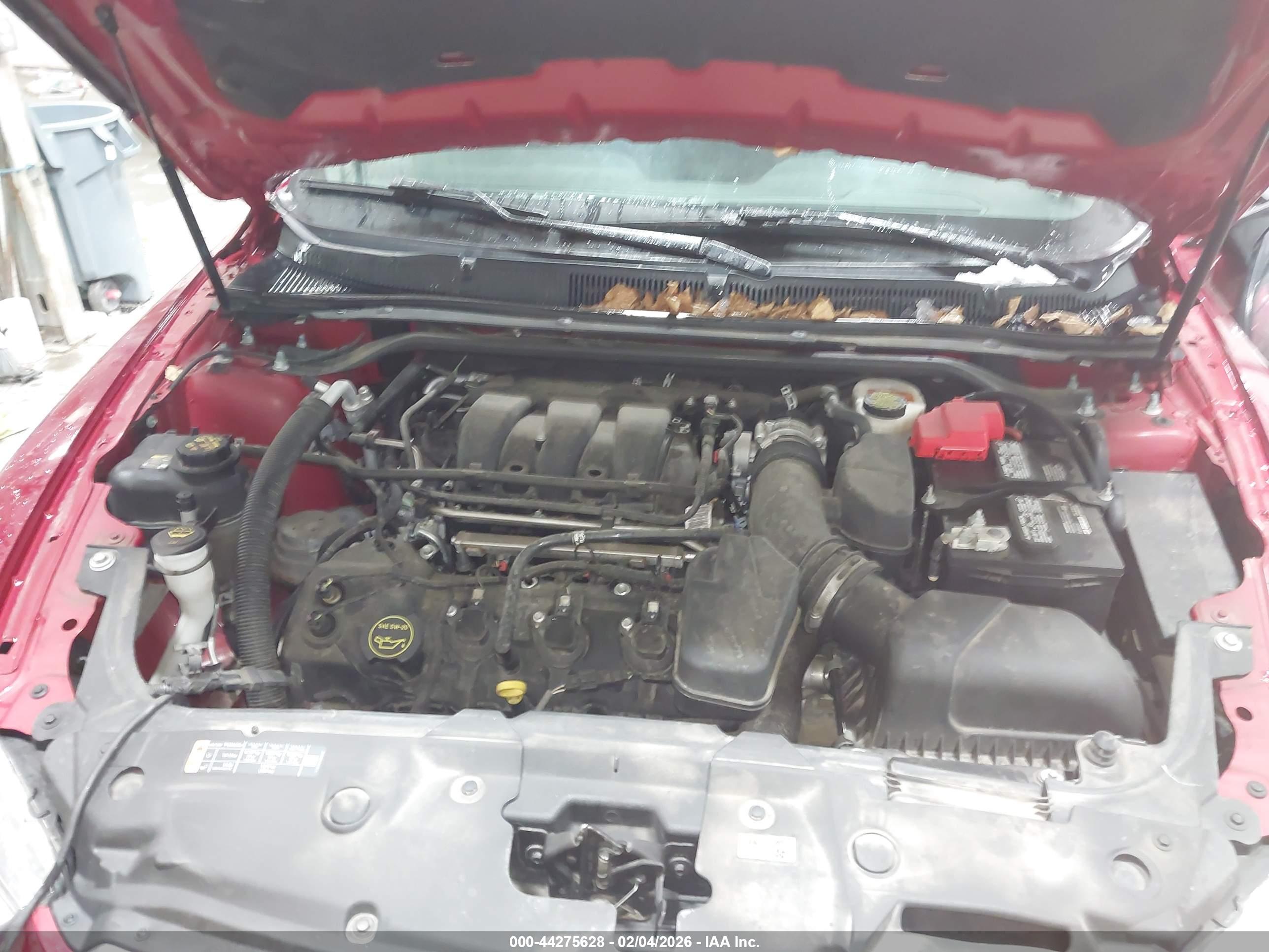 FORD TAURUS image 10