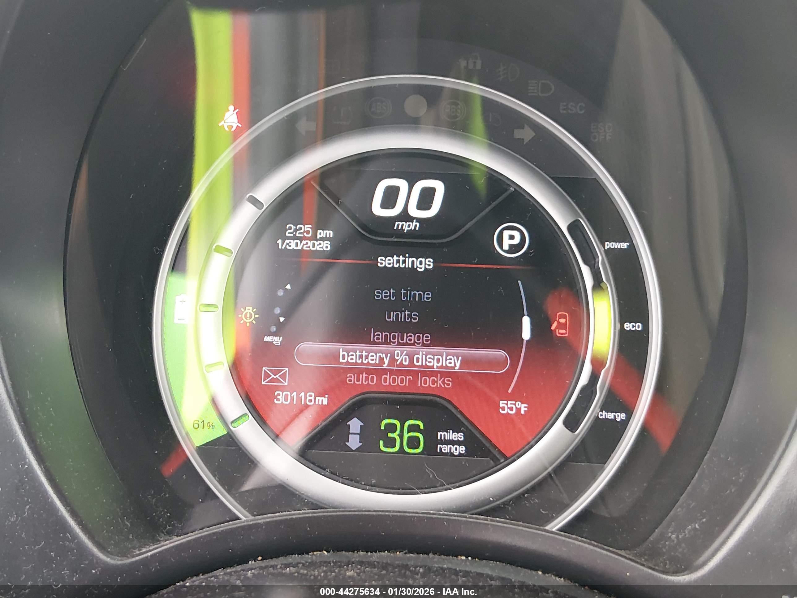 FIAT 500E image 7
