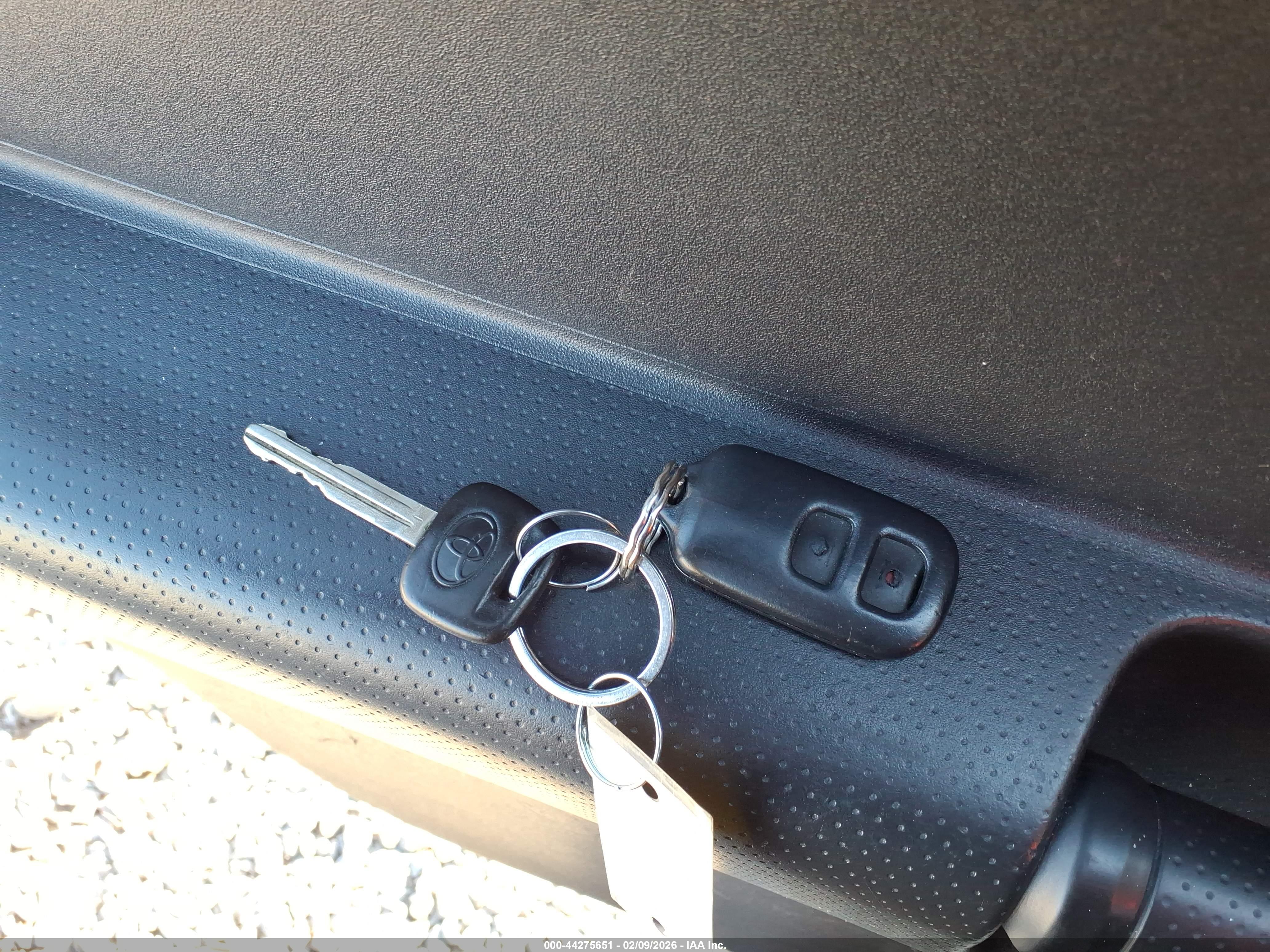 TOYOTA FJ image 11