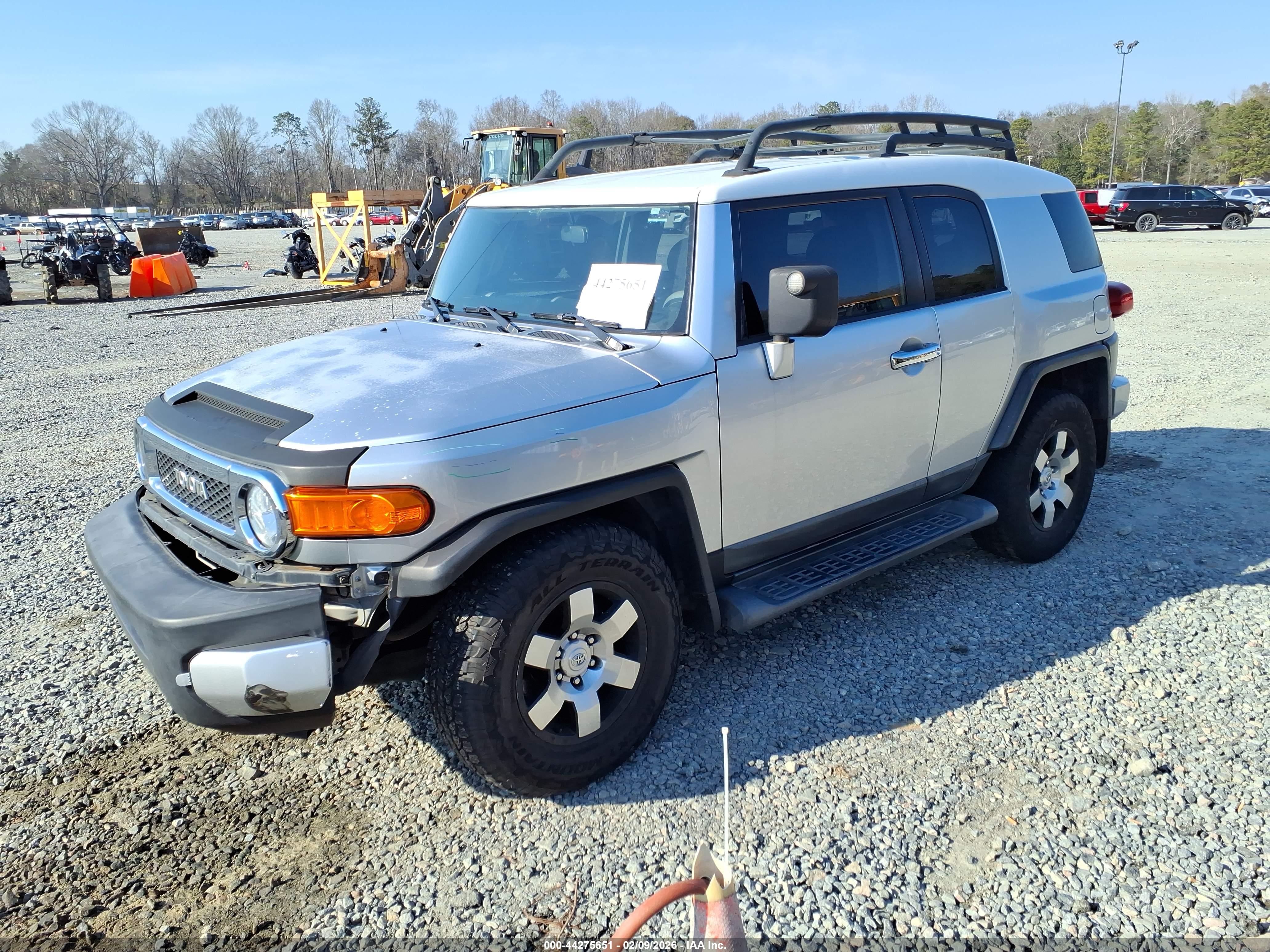 TOYOTA FJ image 2