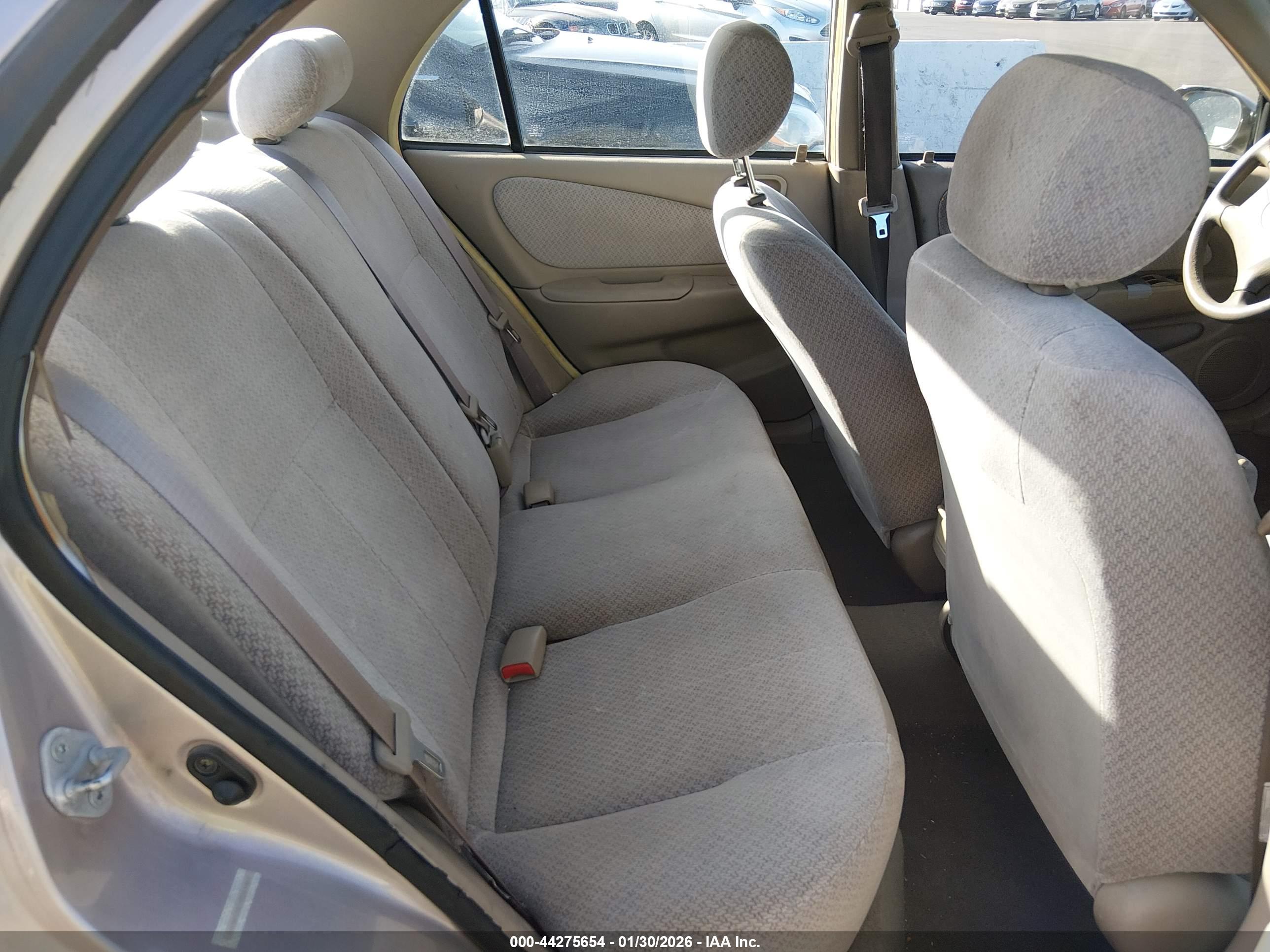 TOYOTA COROLLA image 8