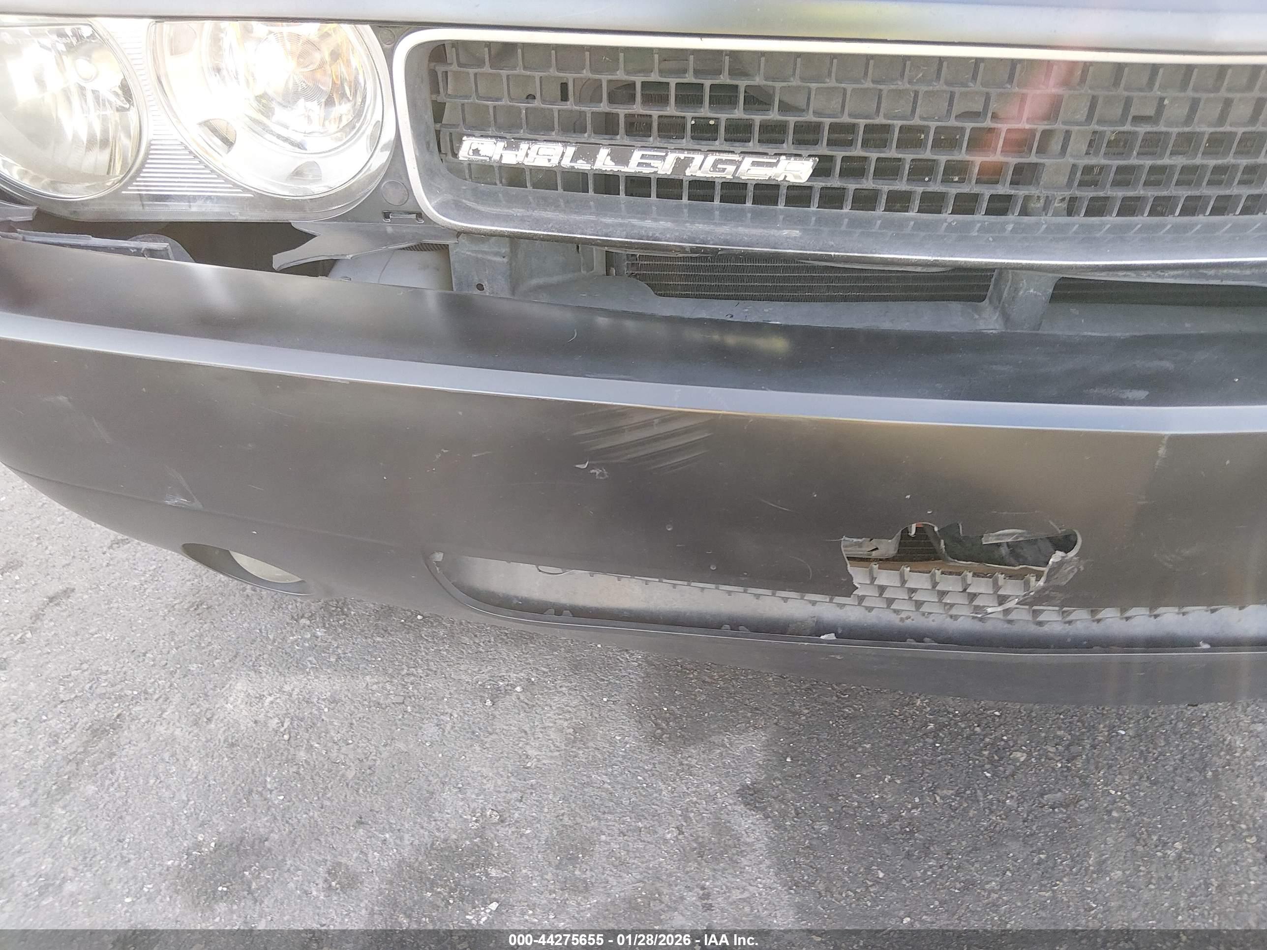 DODGE CHALLENGER image 6