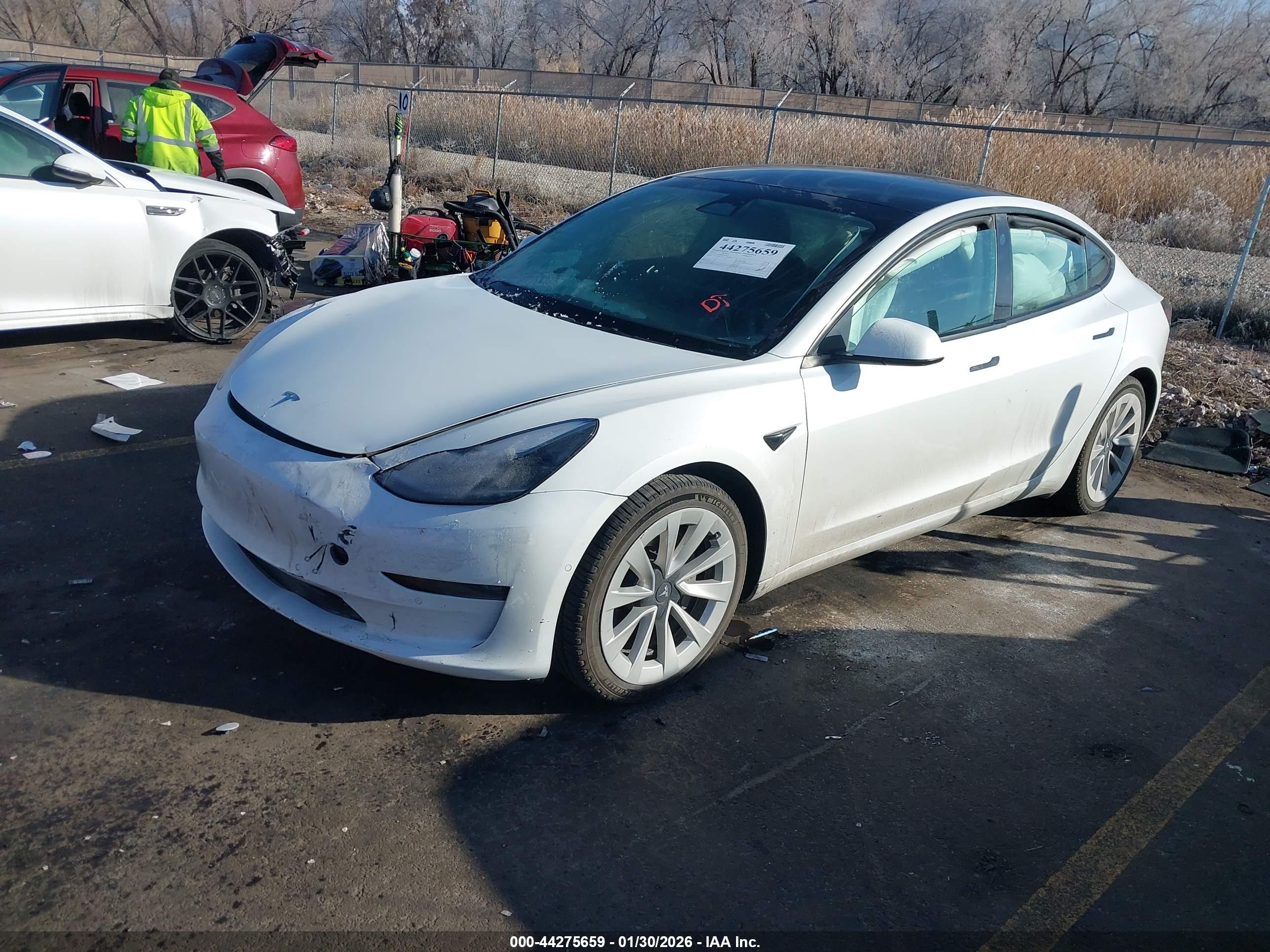 TESLA MODEL image 2