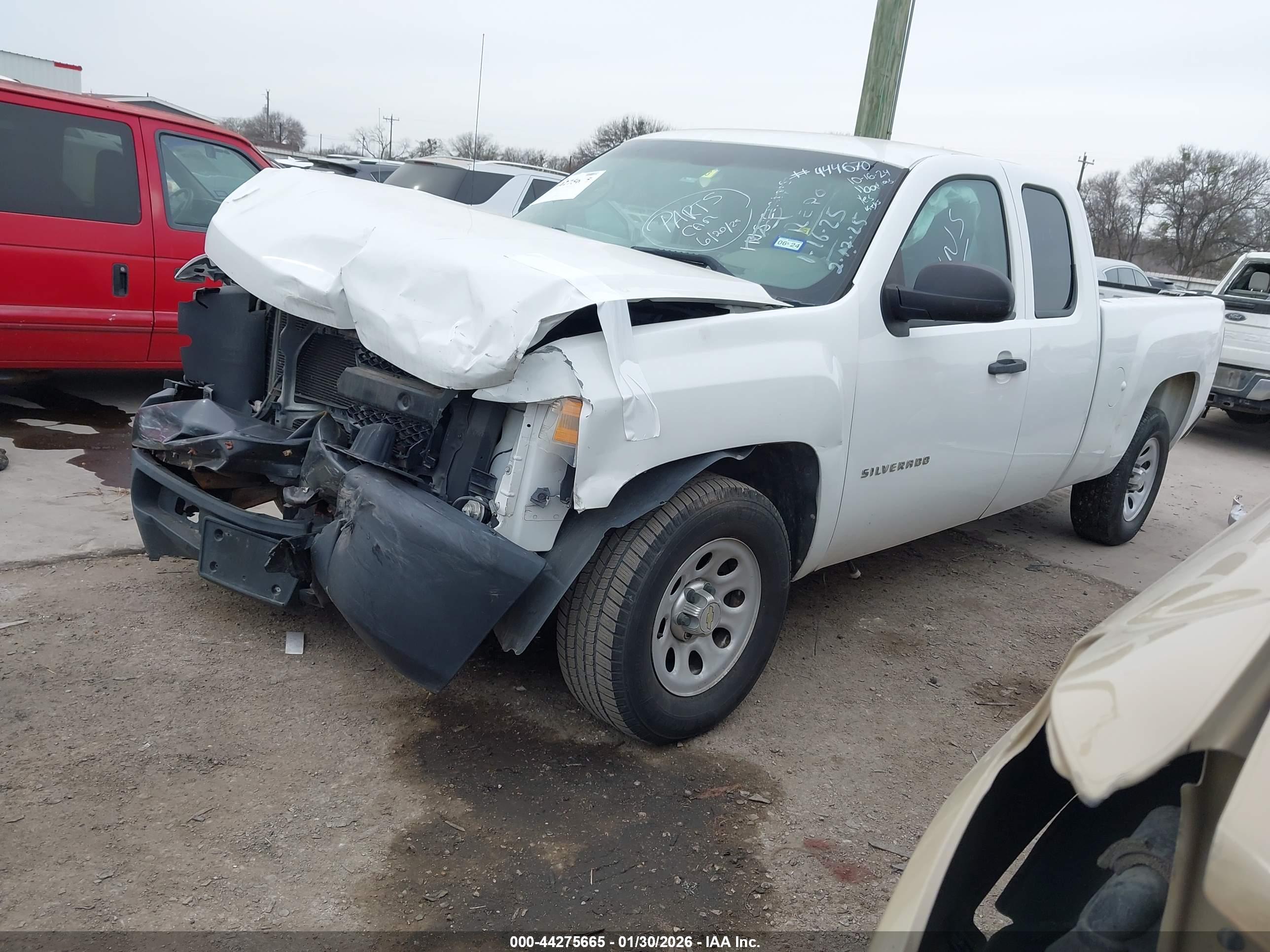 CHEVROLET SILVERADO image 2