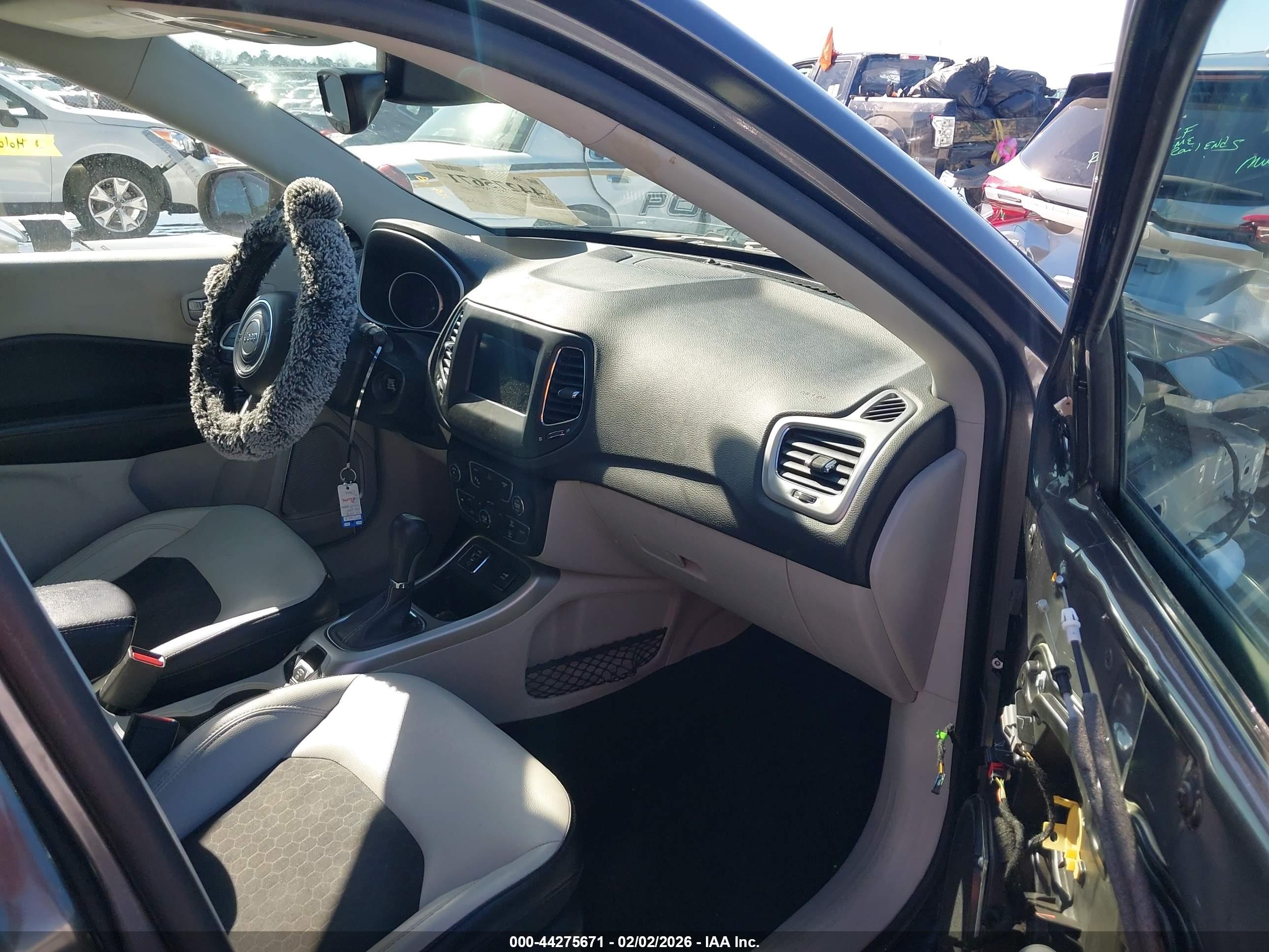 JEEP COMPASS image 5