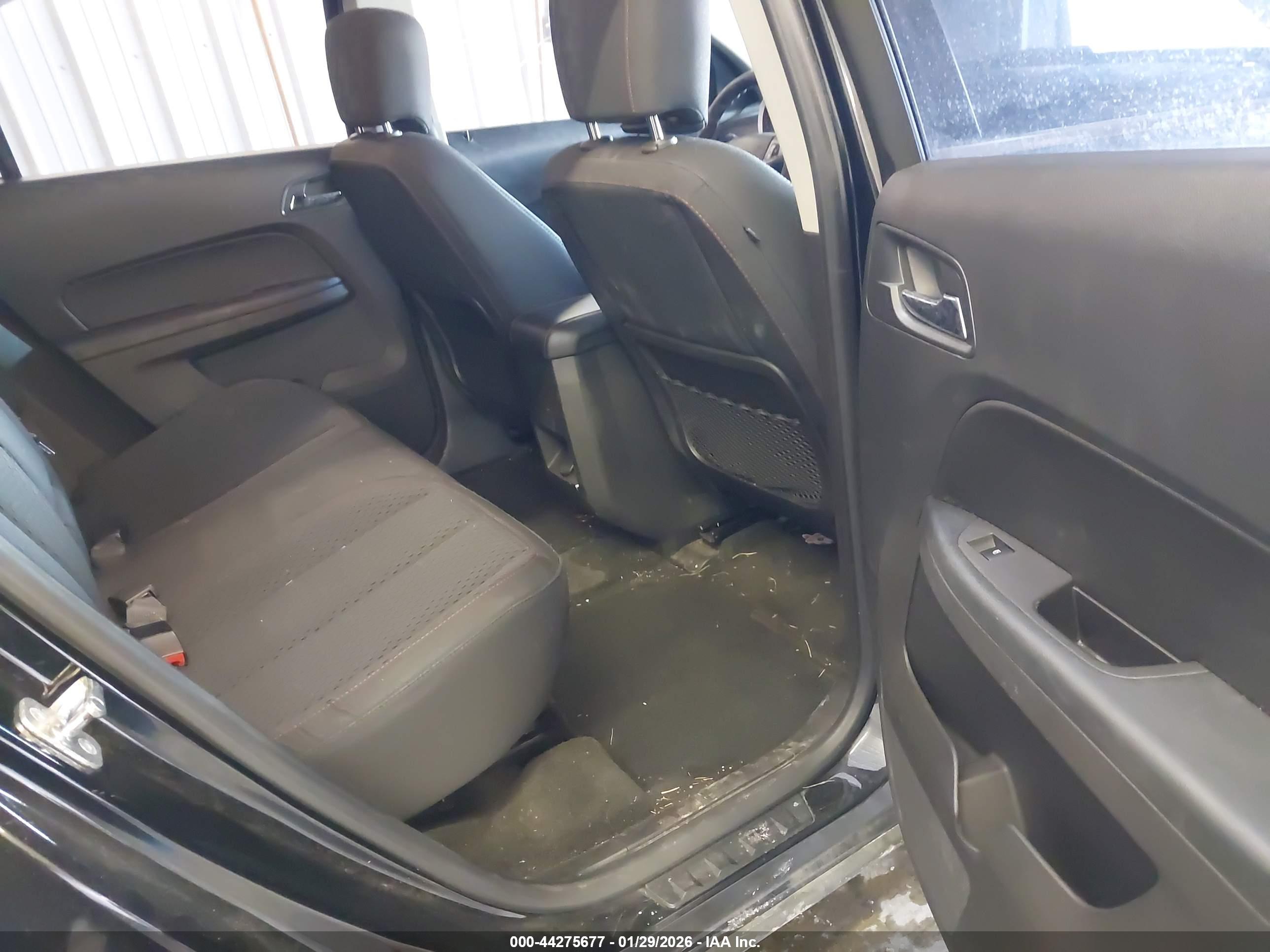 CHEVROLET EQUINOX image 8
