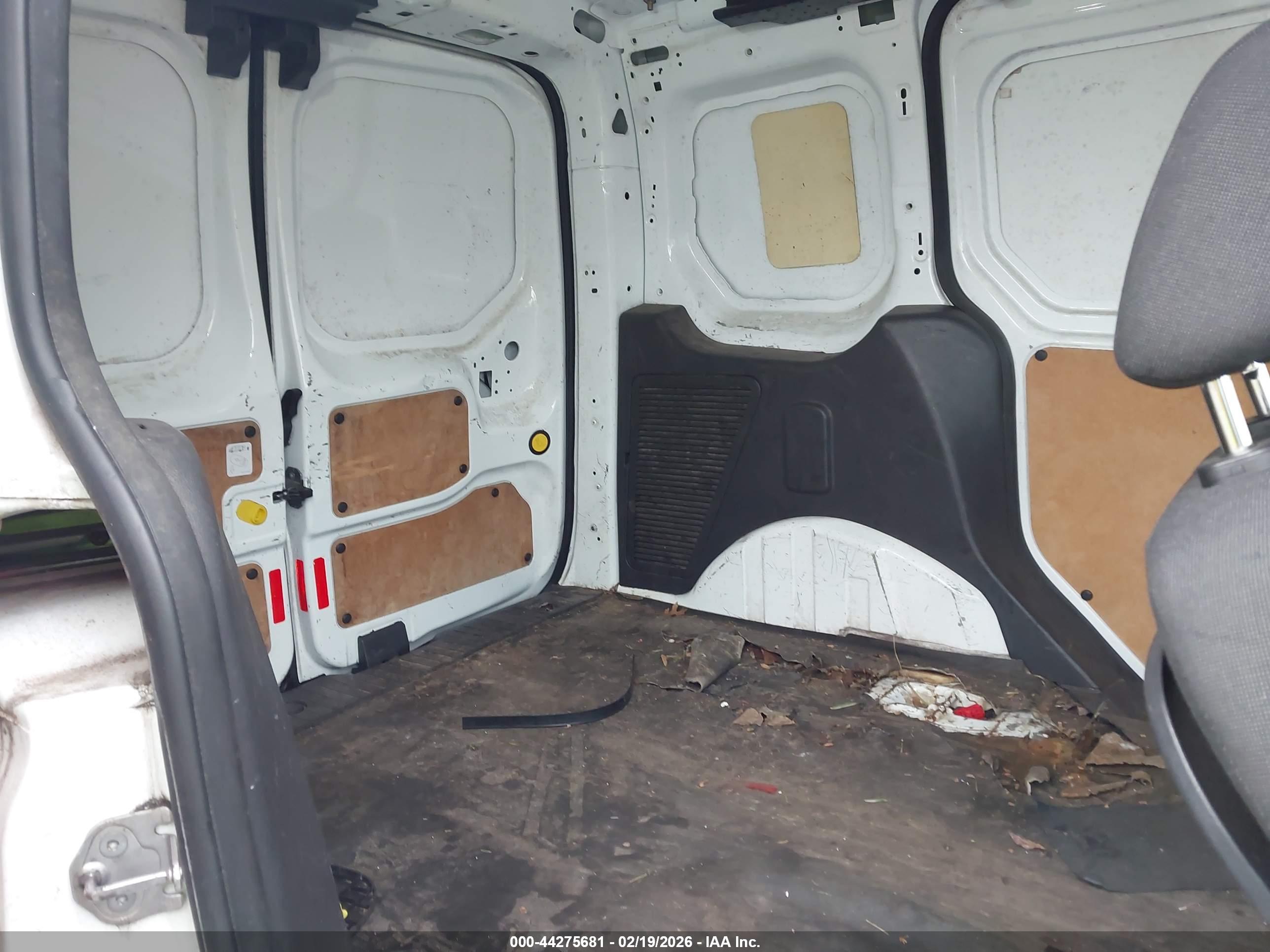 FORD TRANSIT image 8