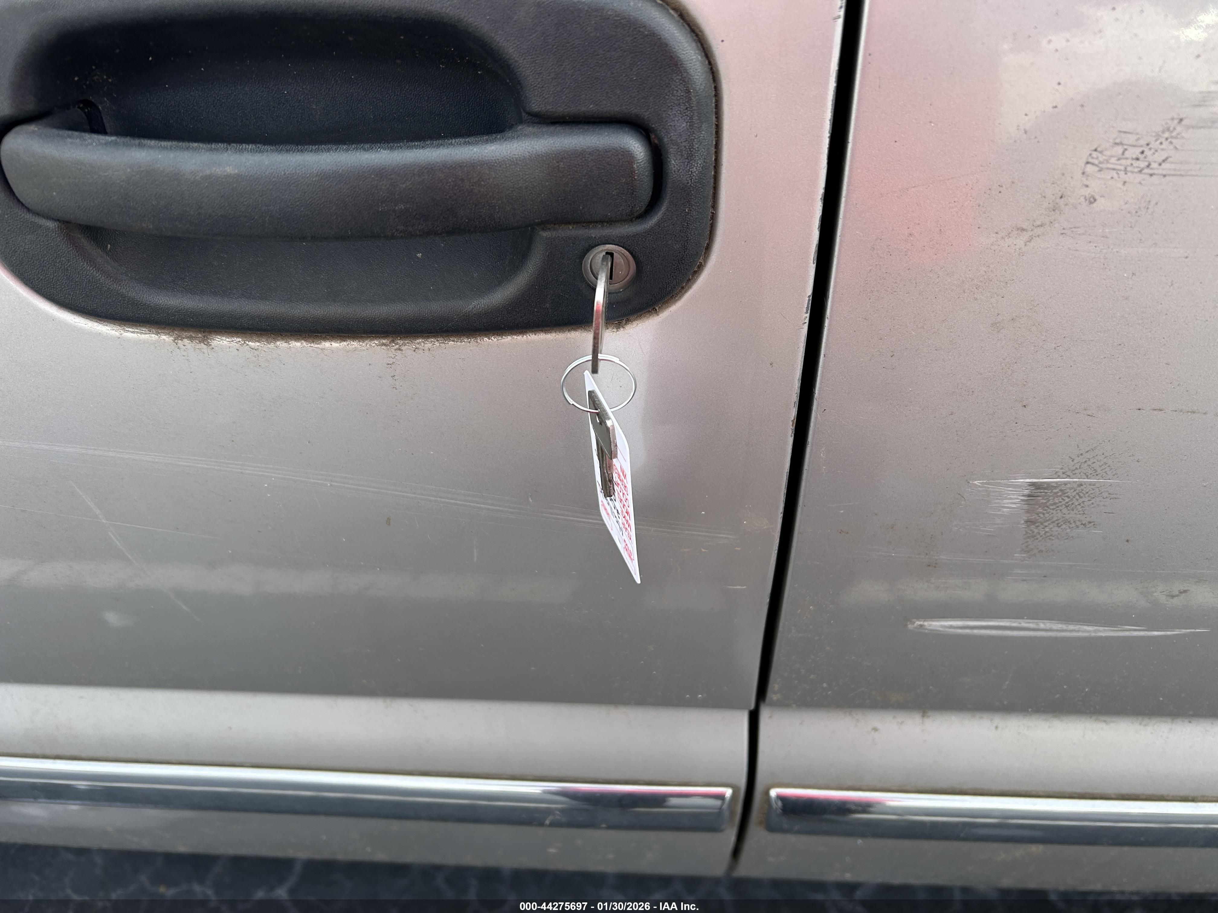 GMC SIERRA image 11