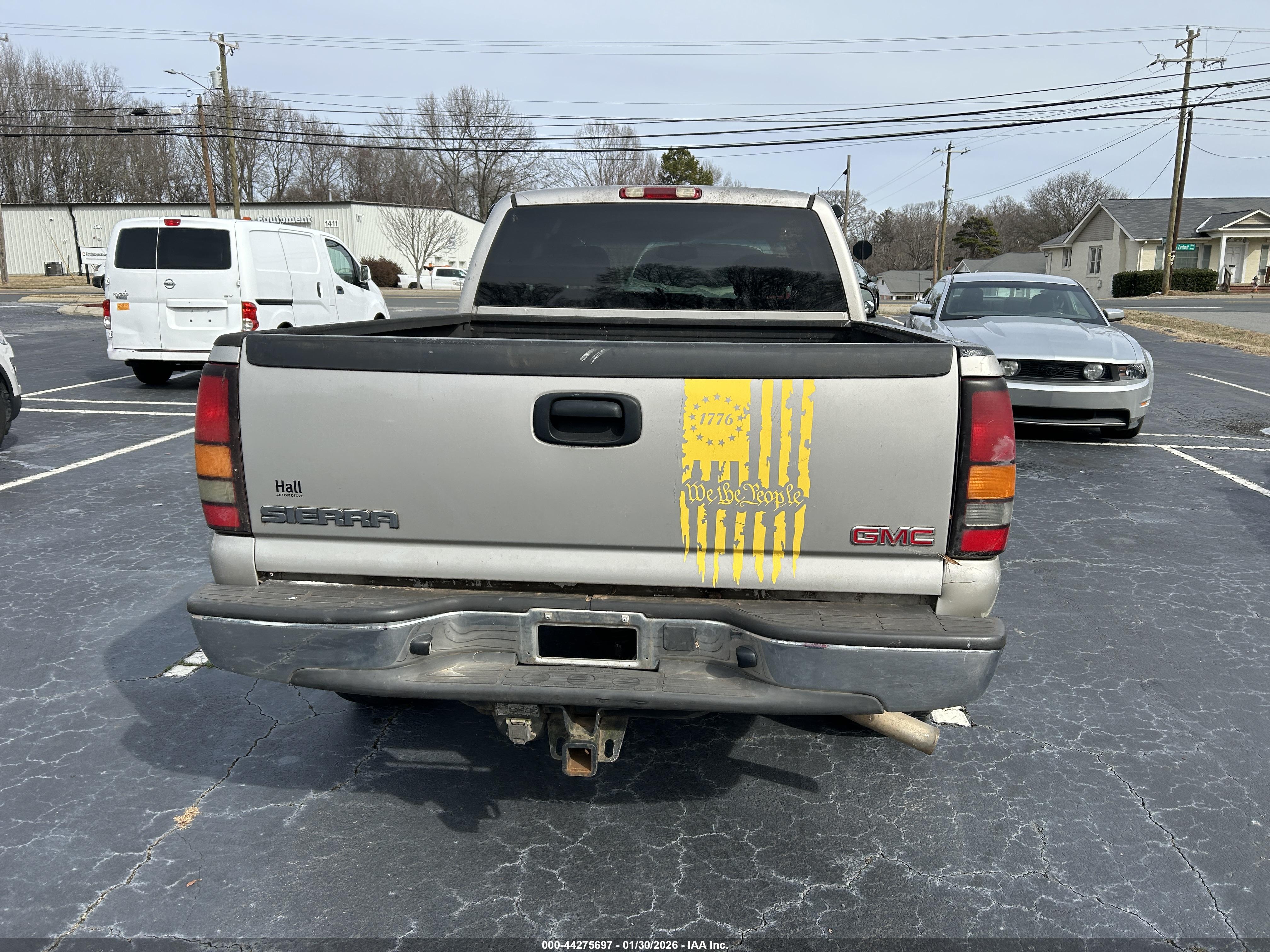 GMC SIERRA image 6