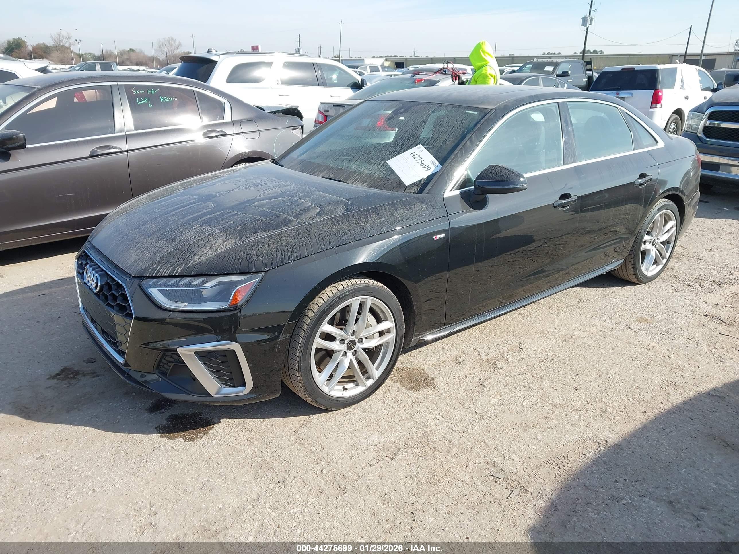 AUDI A4 image 2