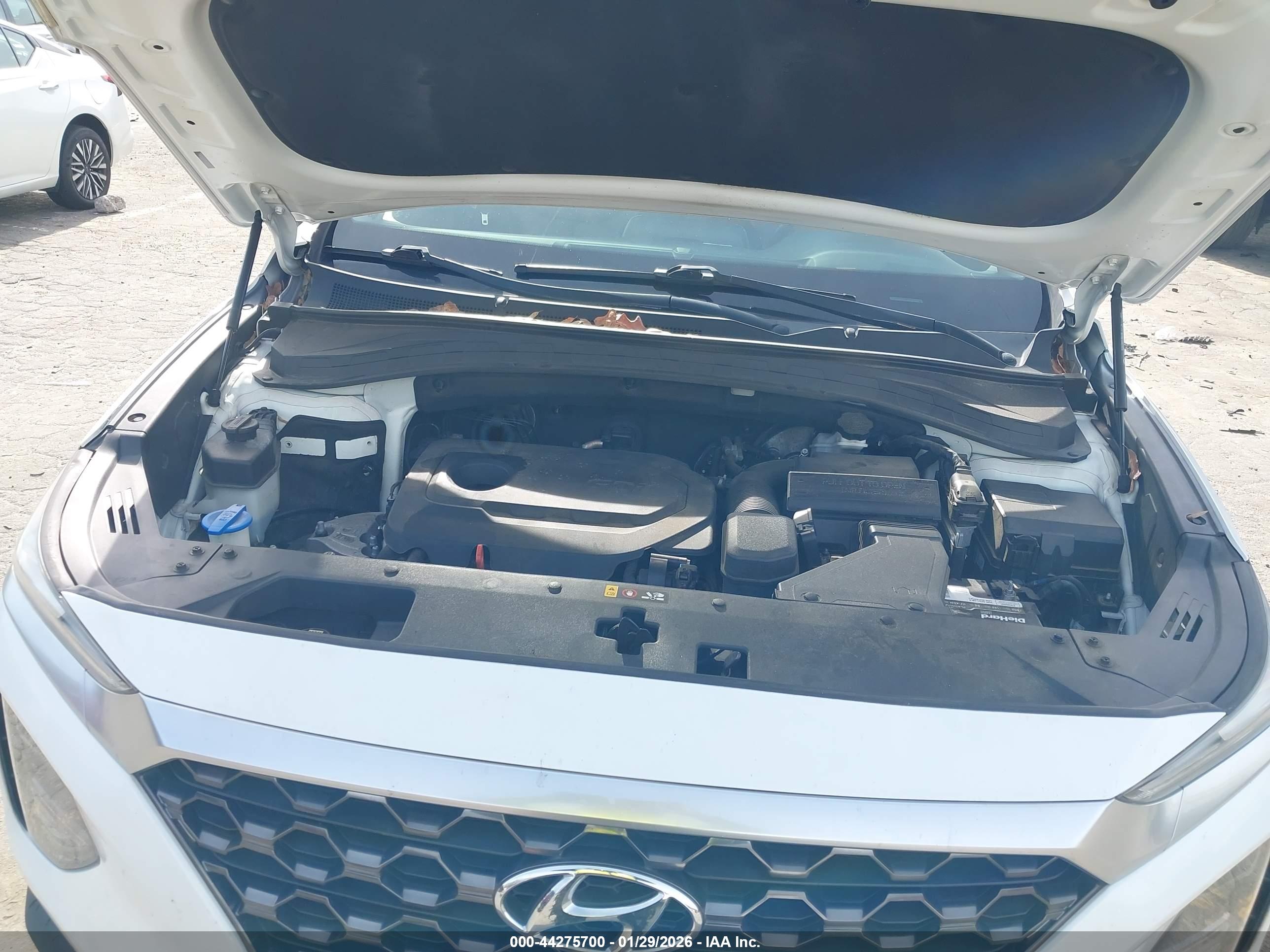 HYUNDAI SANTA image 10