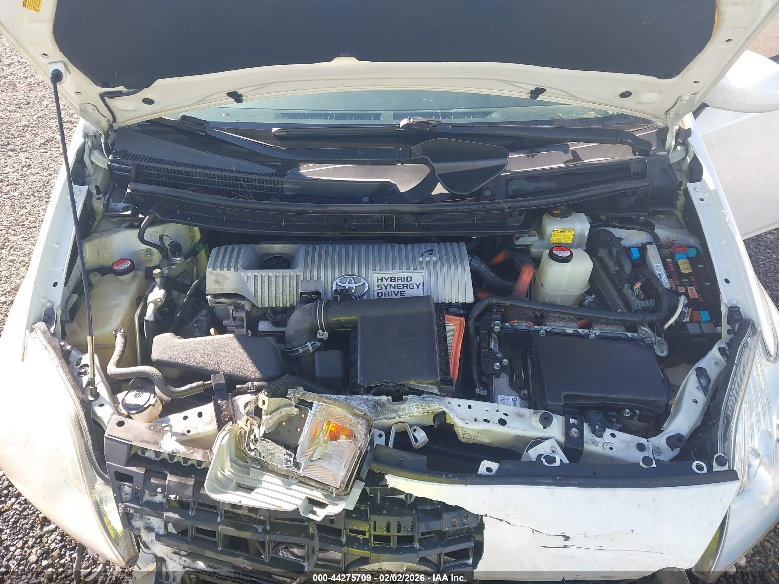 TOYOTA PRIUS image 10