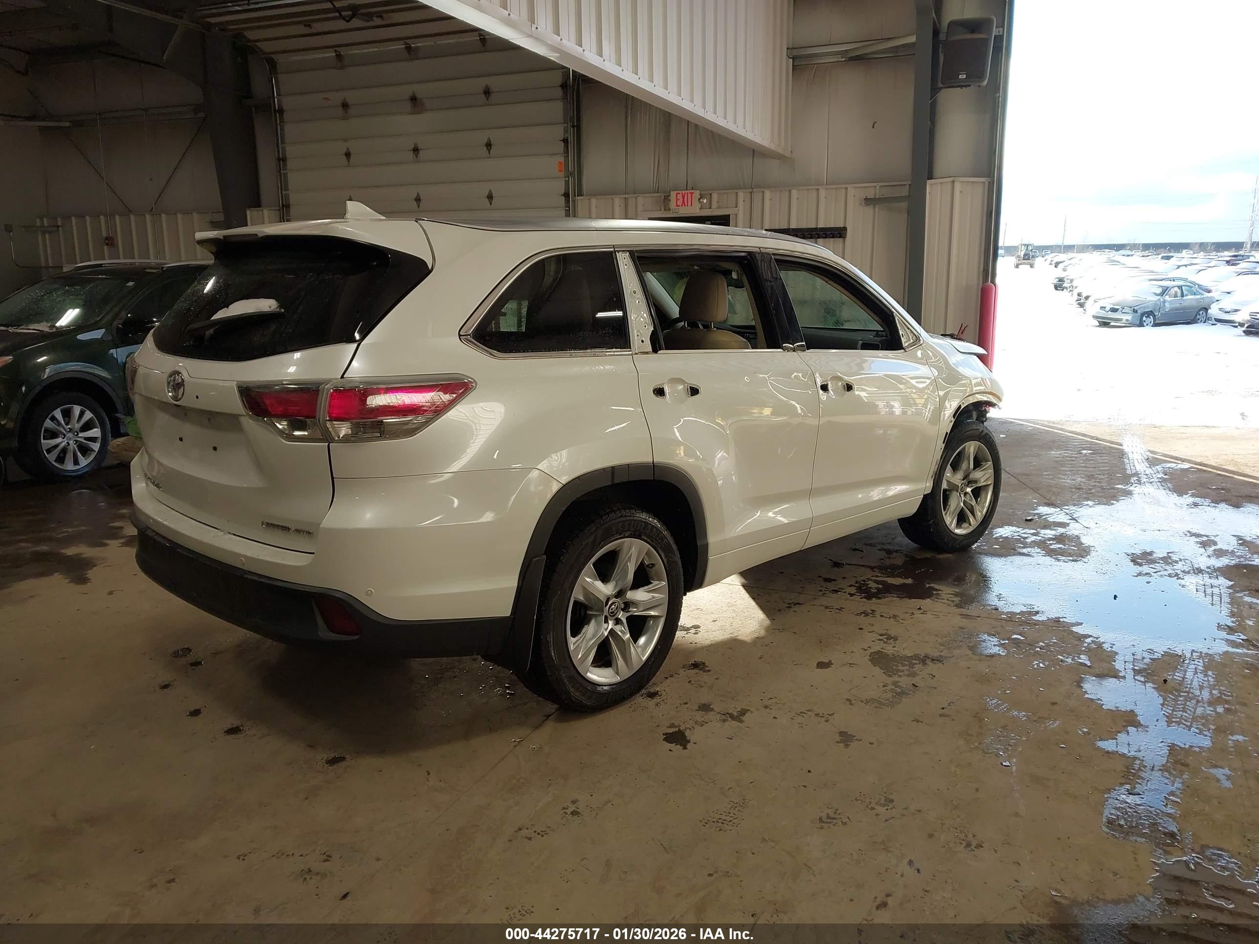 TOYOTA HIGHLANDER image 4