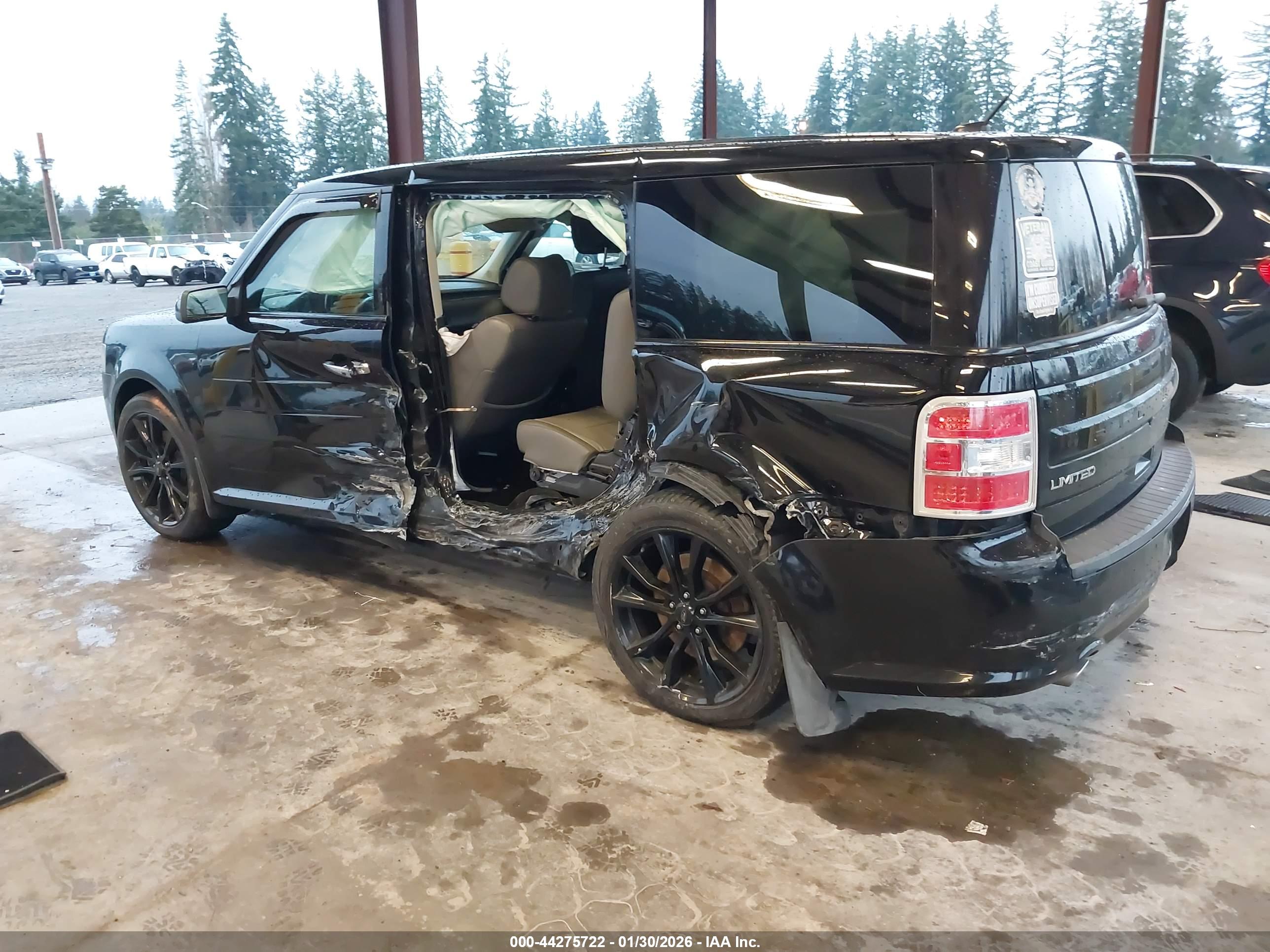 FORD FLEX image 3
