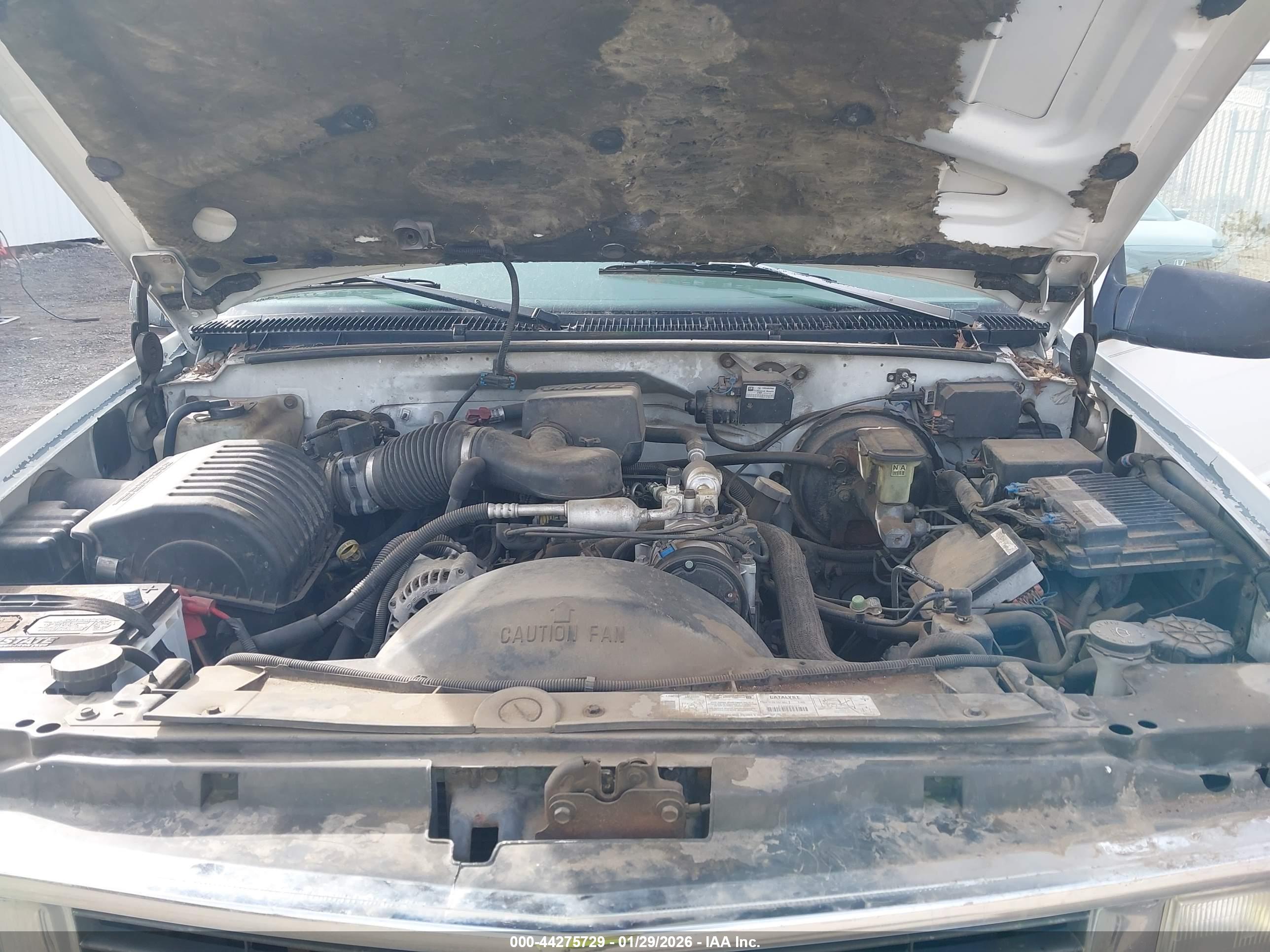CHEVROLET SUBURBAN image 10