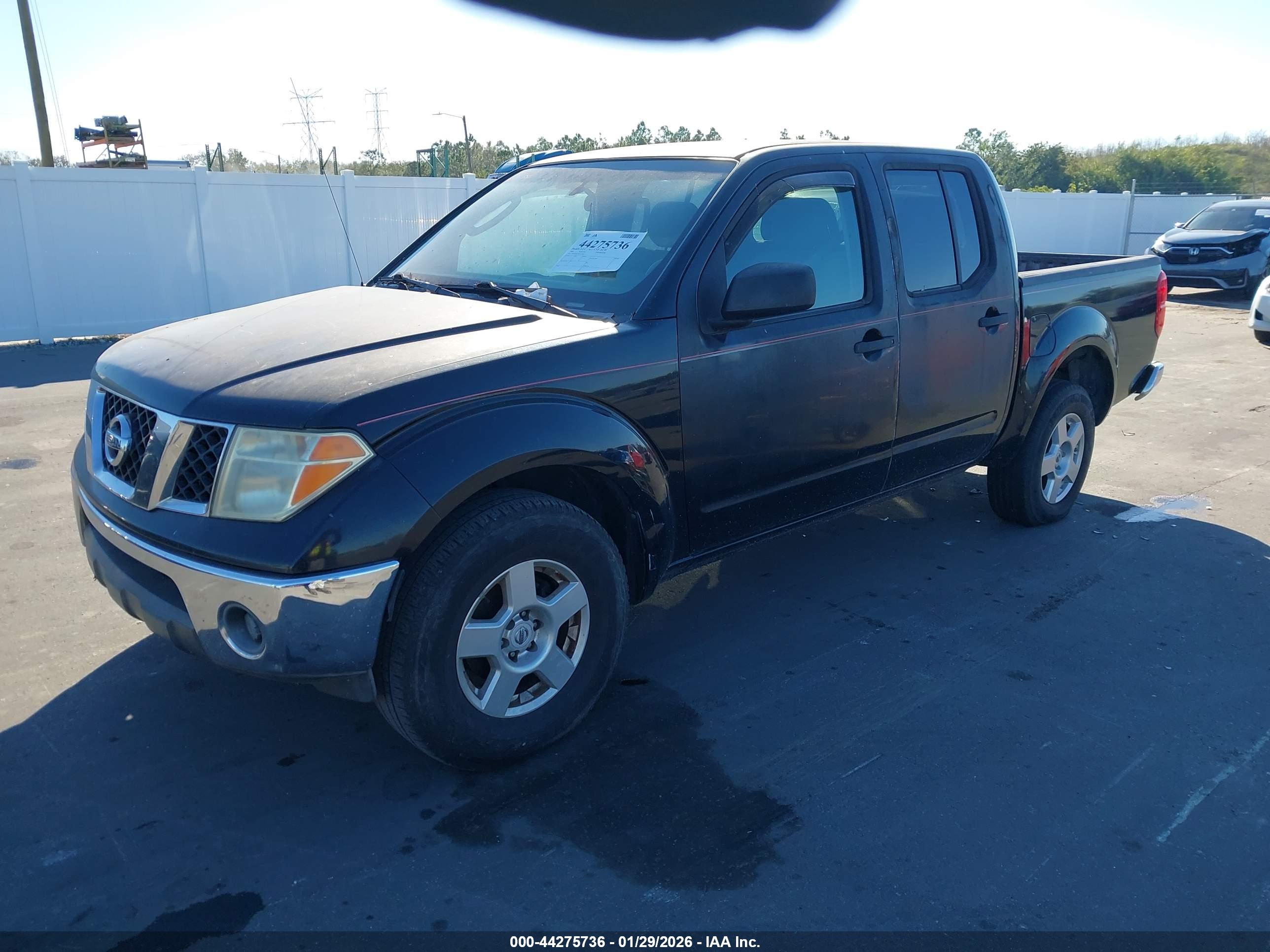 NISSAN FRONTIER image 2
