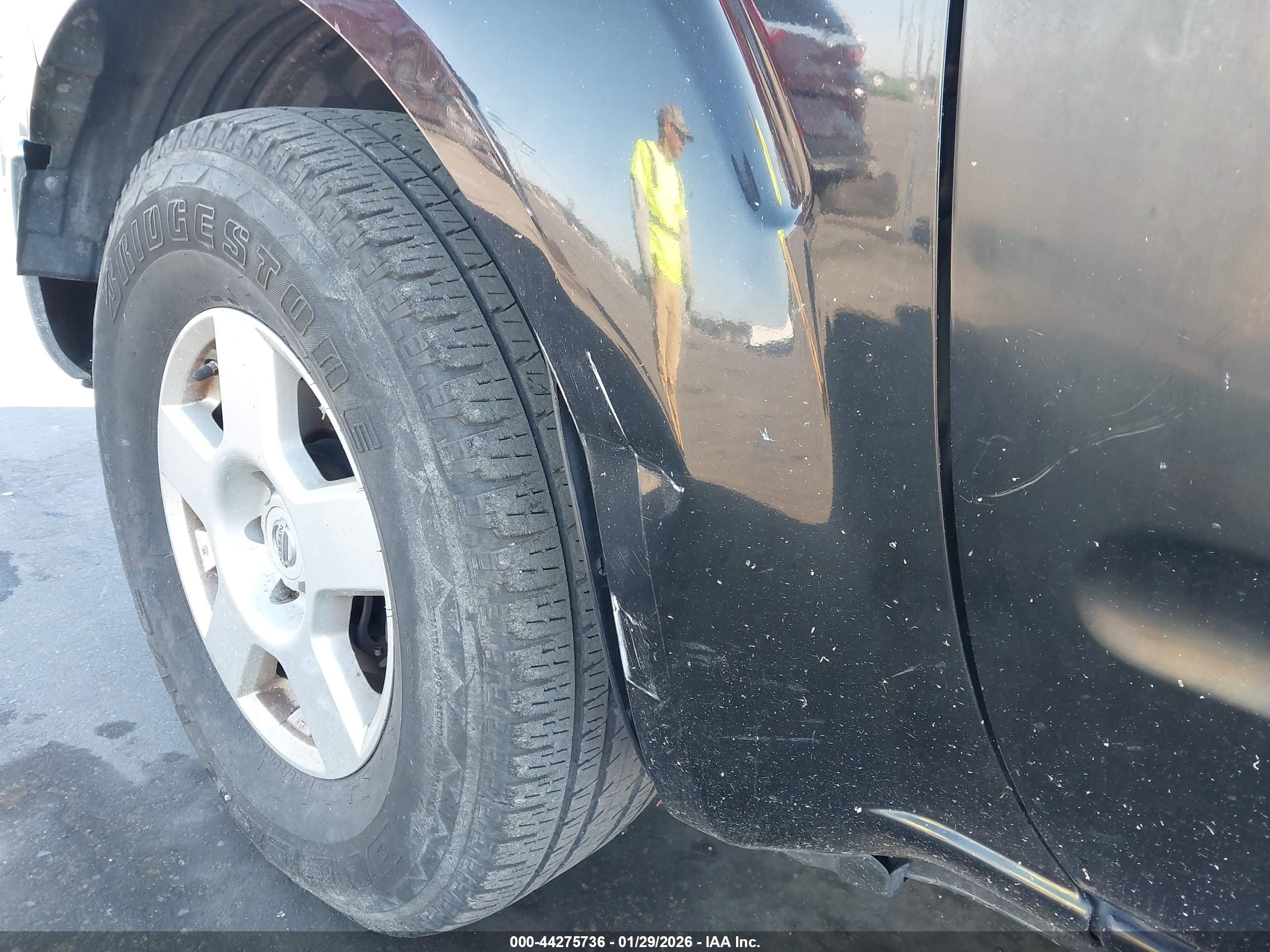 NISSAN FRONTIER image 6