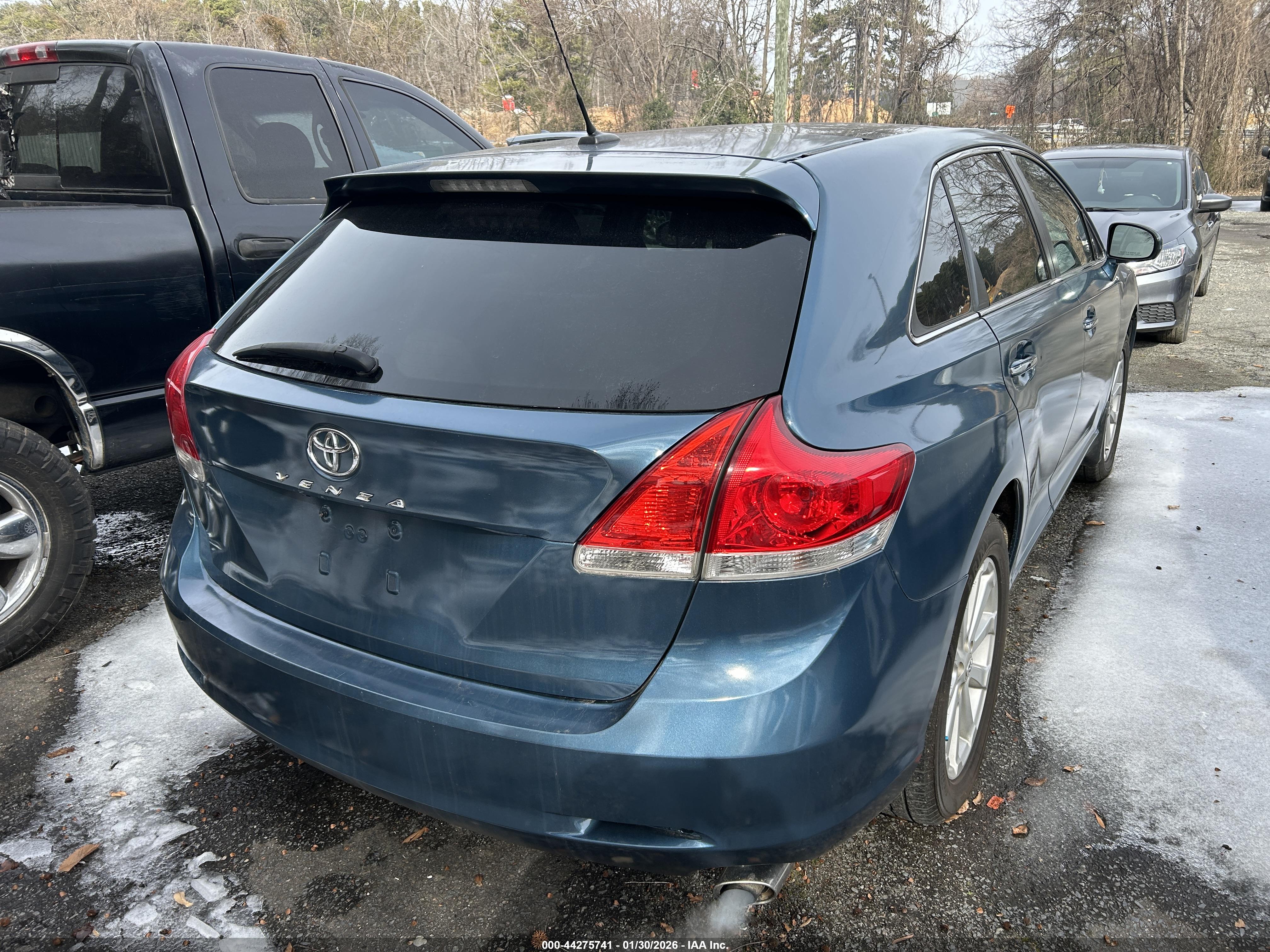 TOYOTA VENZA image 4