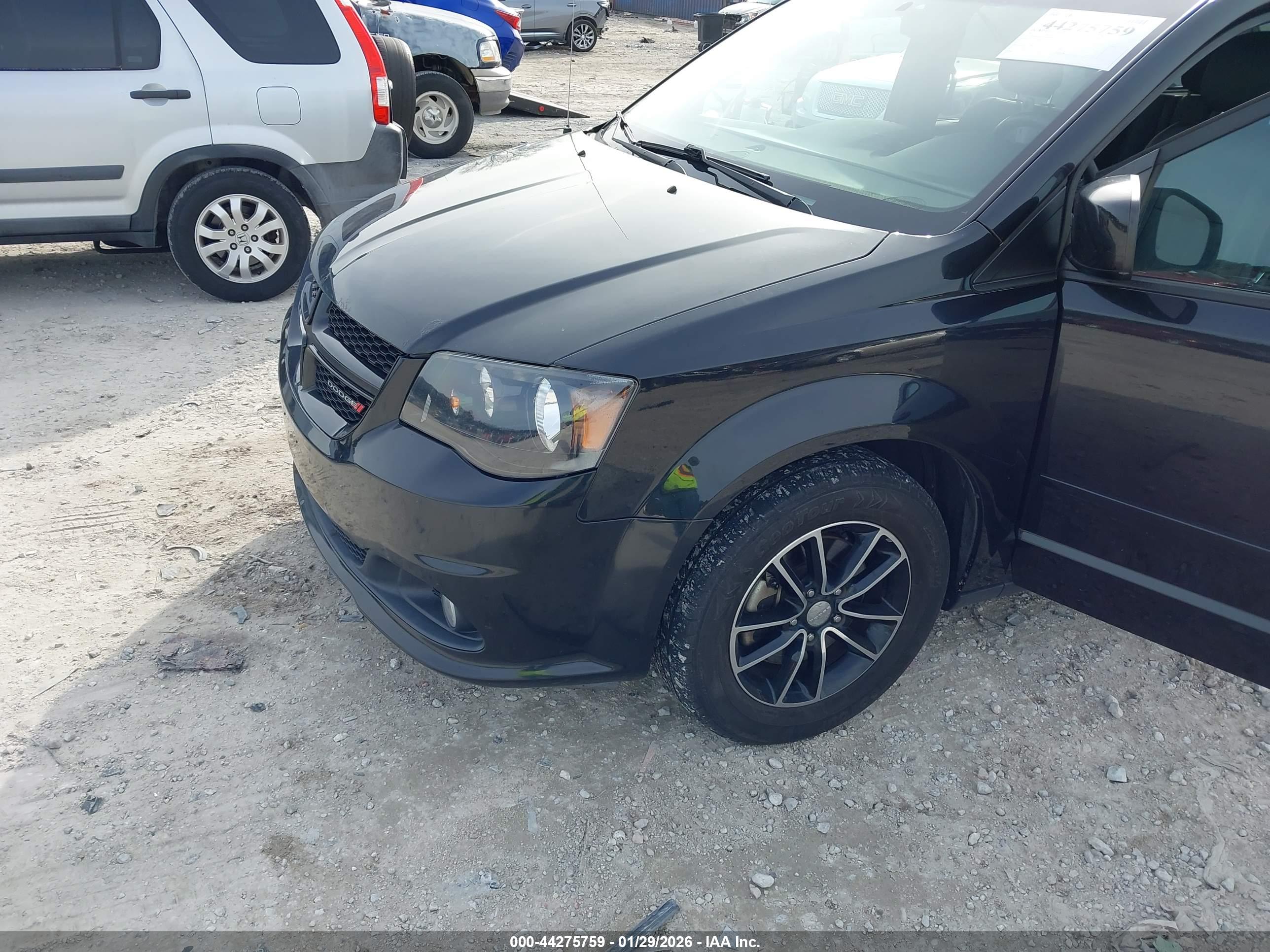 DODGE GRAND image 6