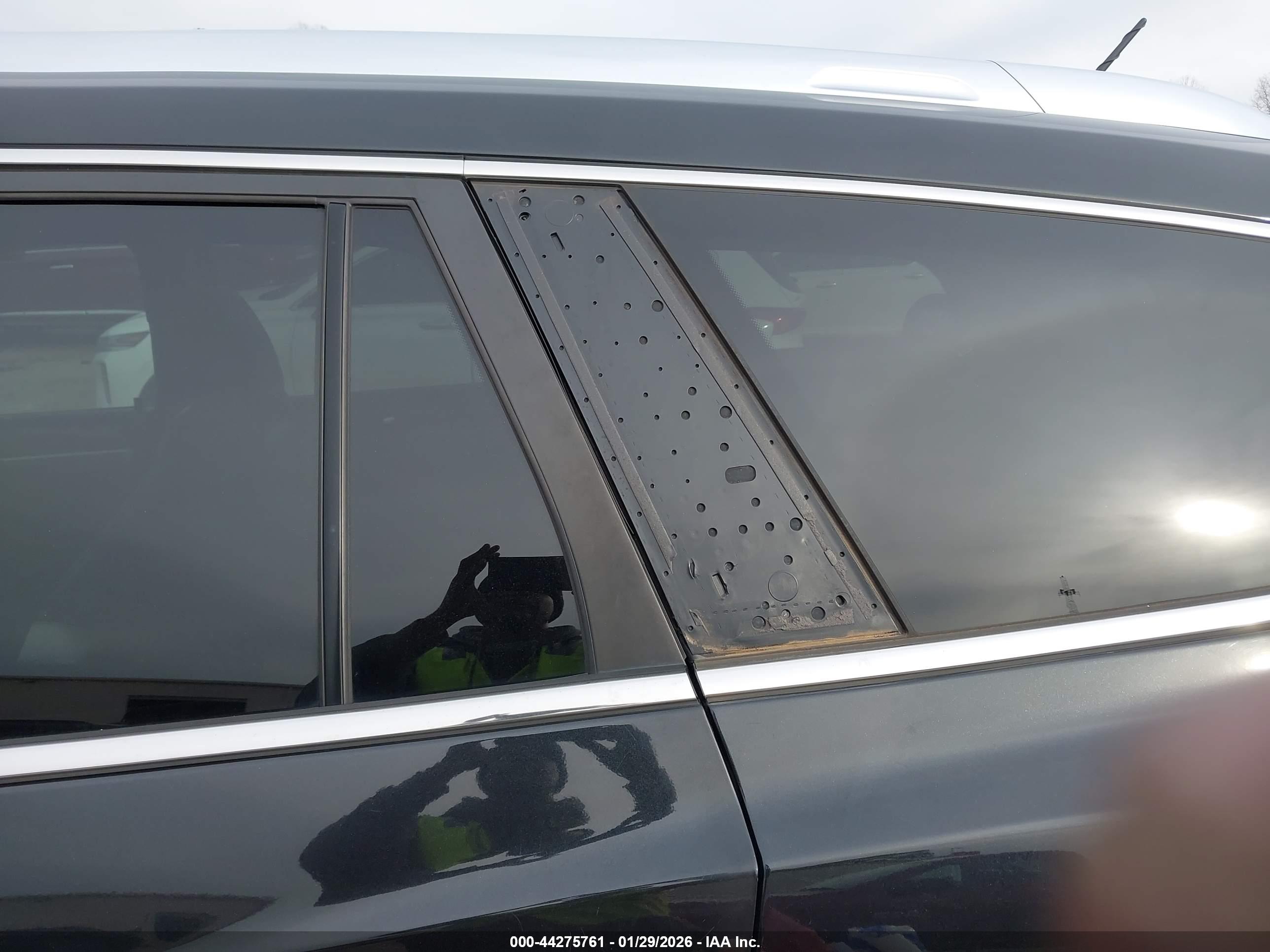 BUICK ENCLAVE image 6