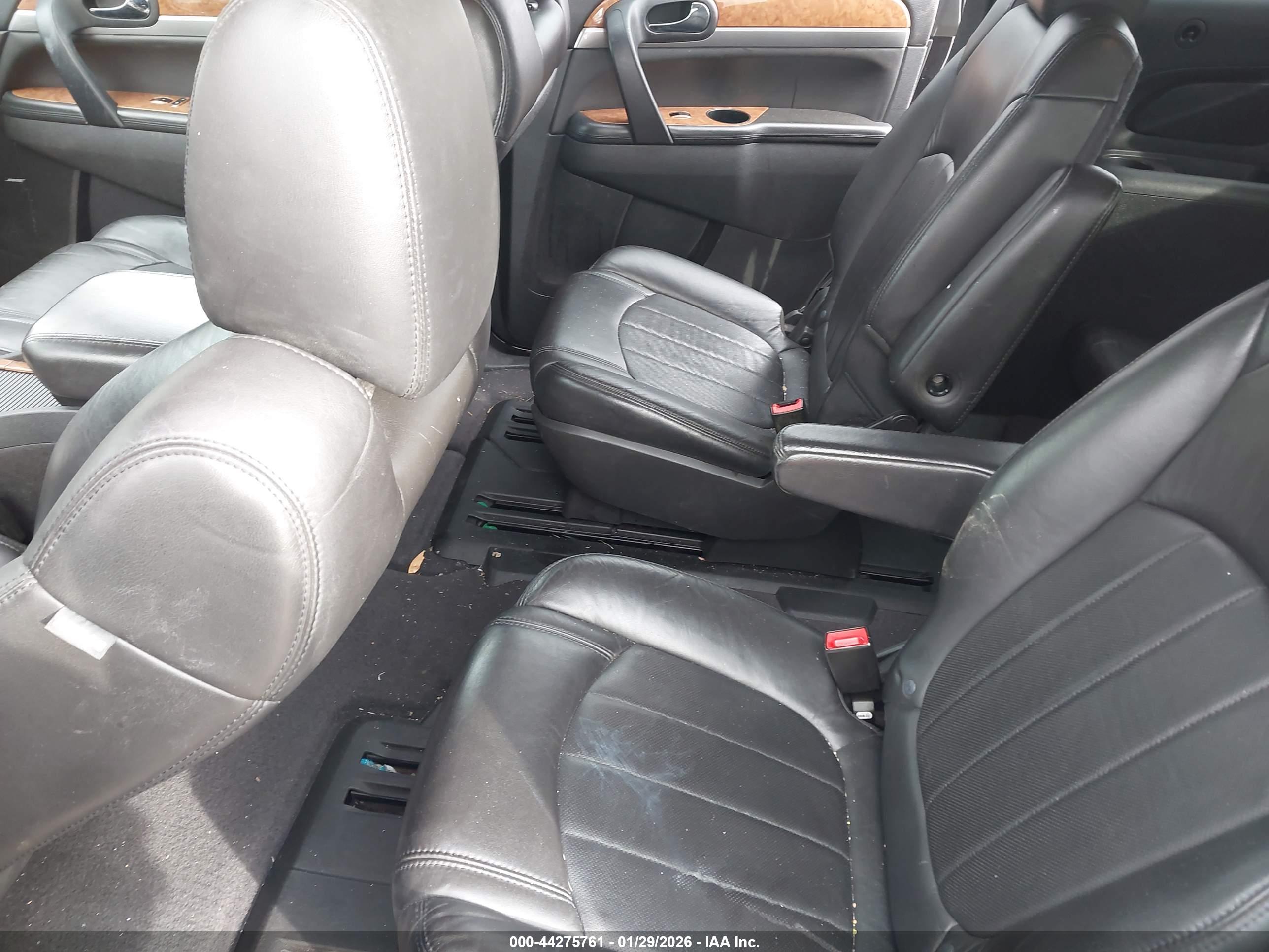 BUICK ENCLAVE image 8