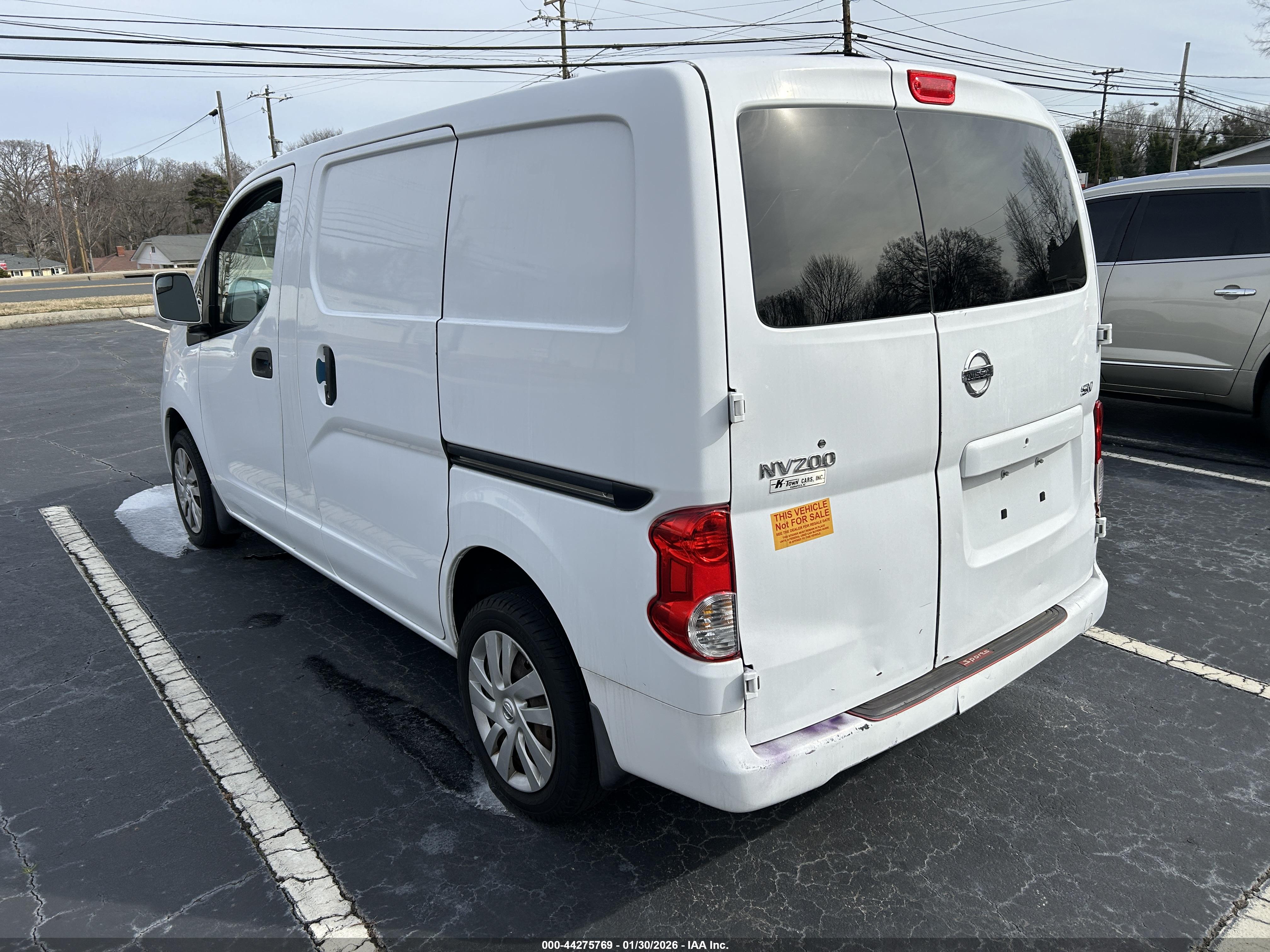NISSAN NV200 image 3