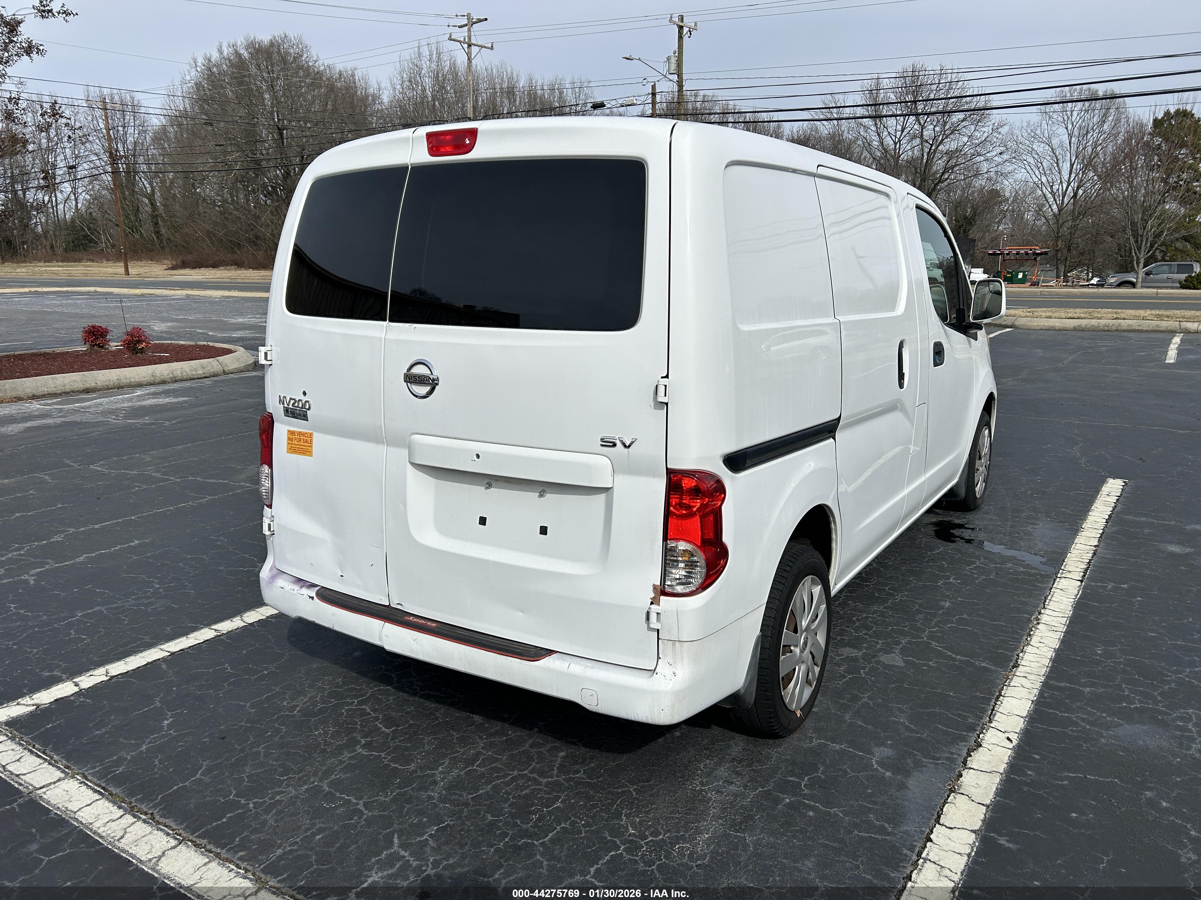 NISSAN NV200 image 4