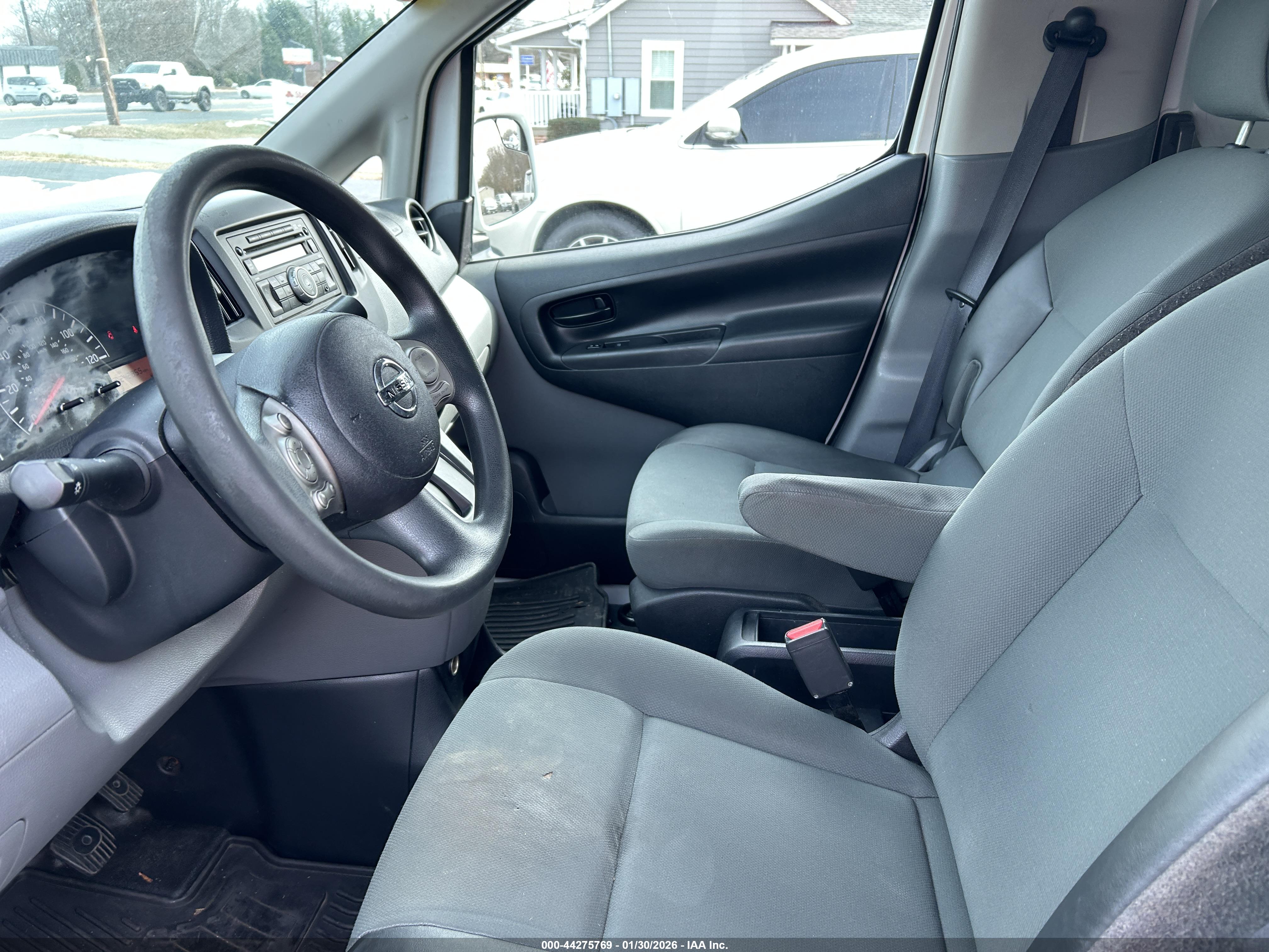 NISSAN NV200 image 5