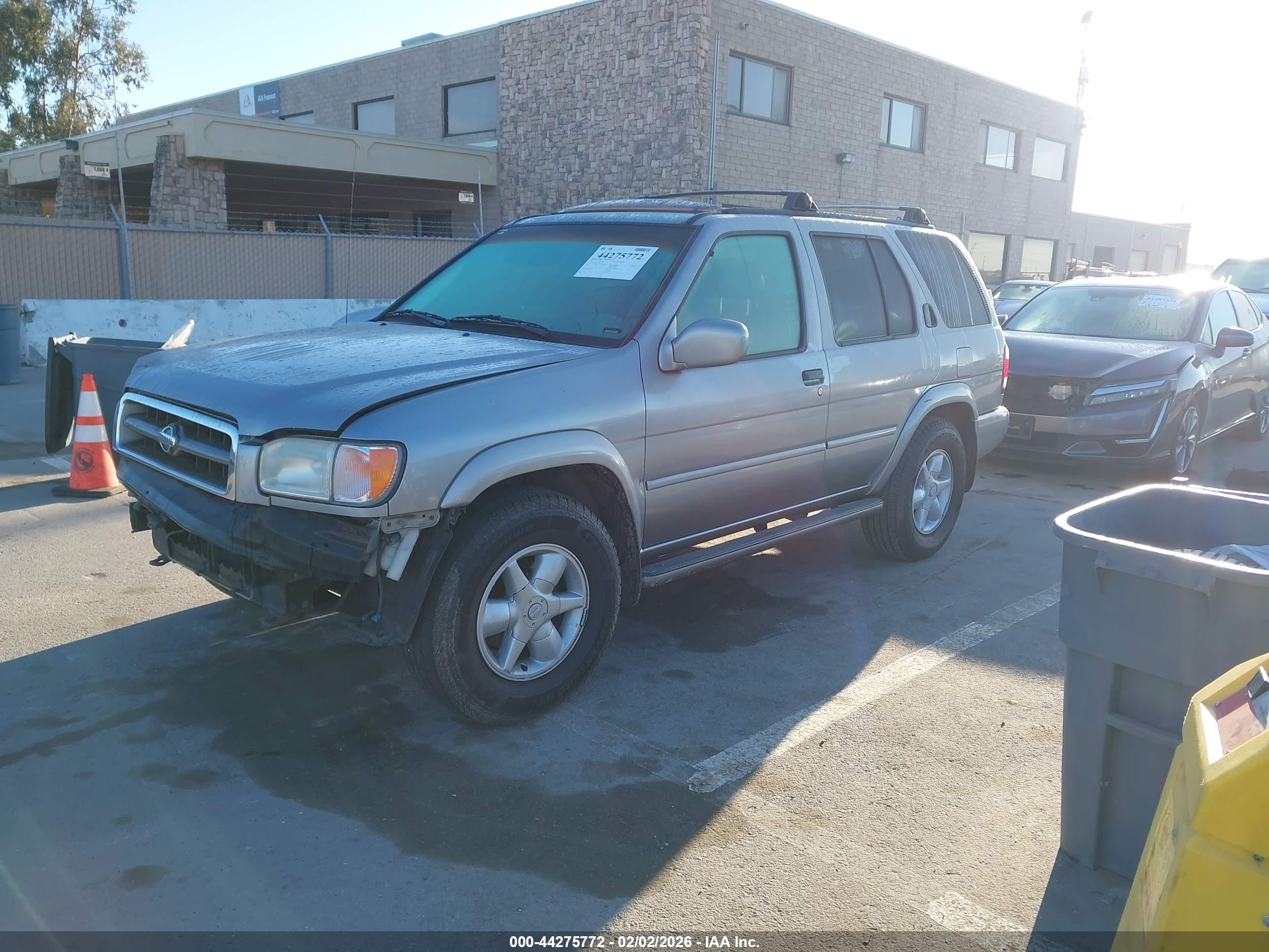 NISSAN PATHFINDER image 2