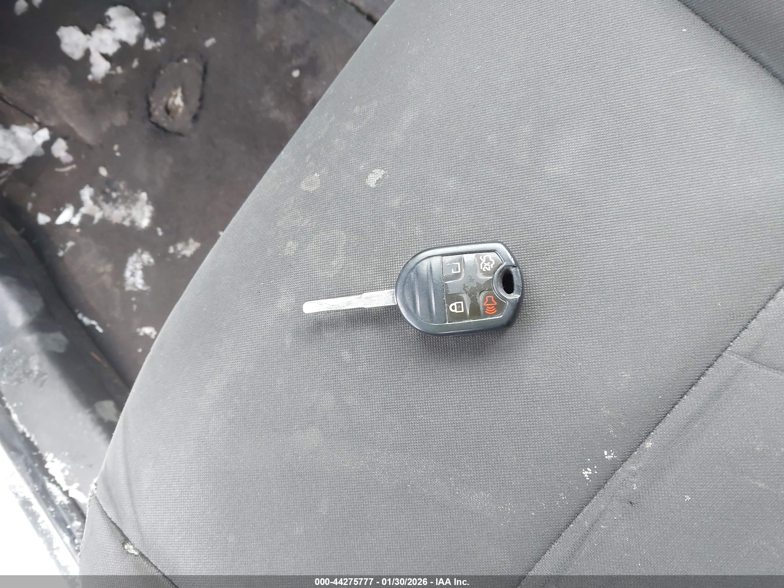 FORD FIESTA image 11