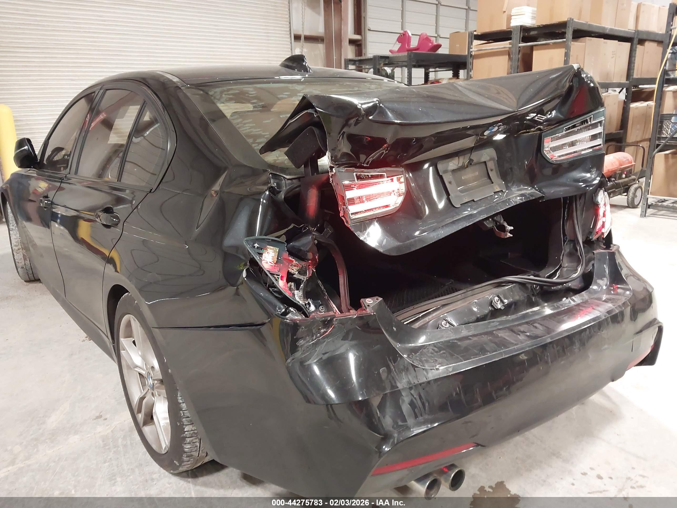 BMW 328I image 6