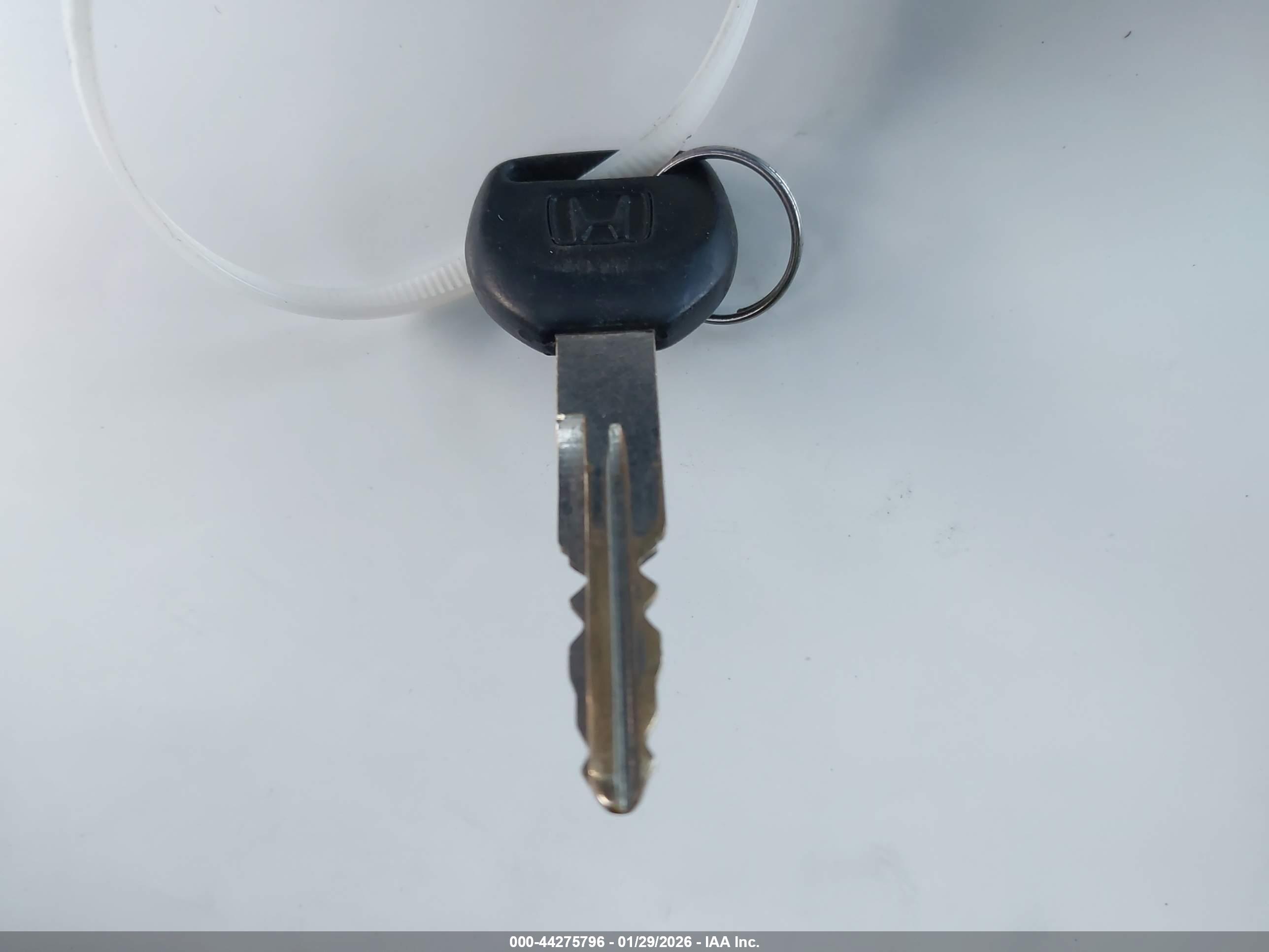 HONDA CR-V image 11