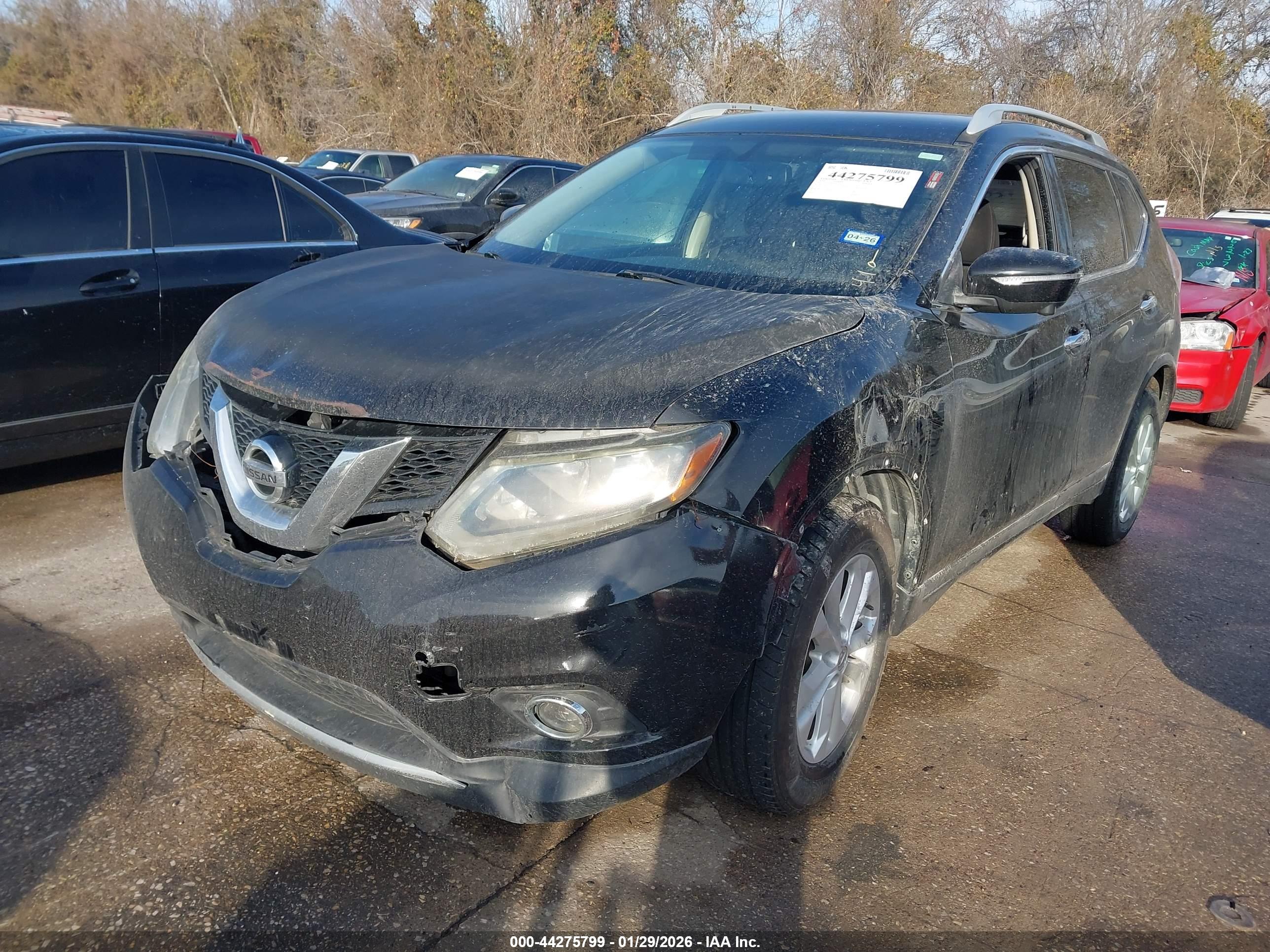 NISSAN ROGUE image 2