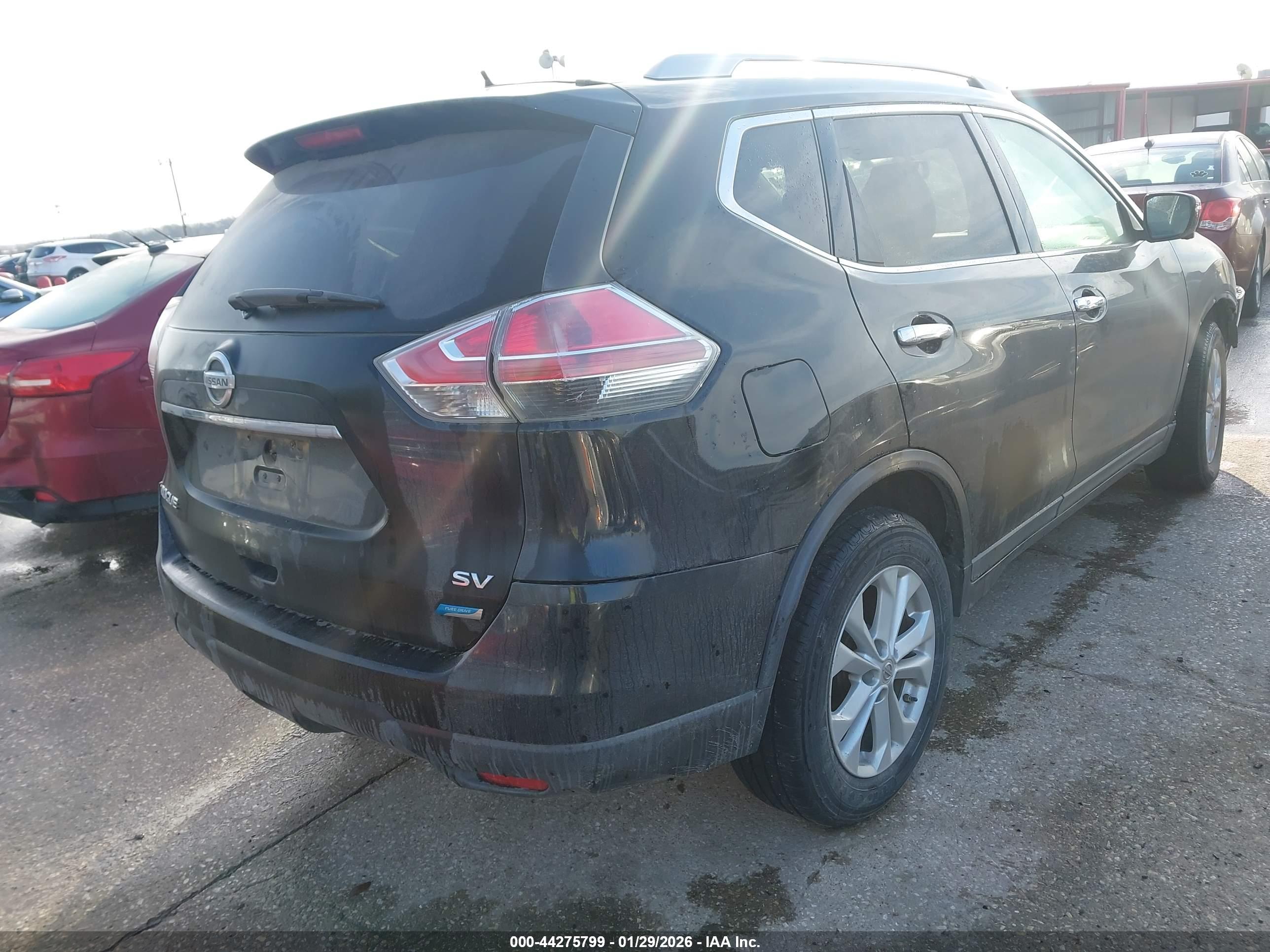 NISSAN ROGUE image 4