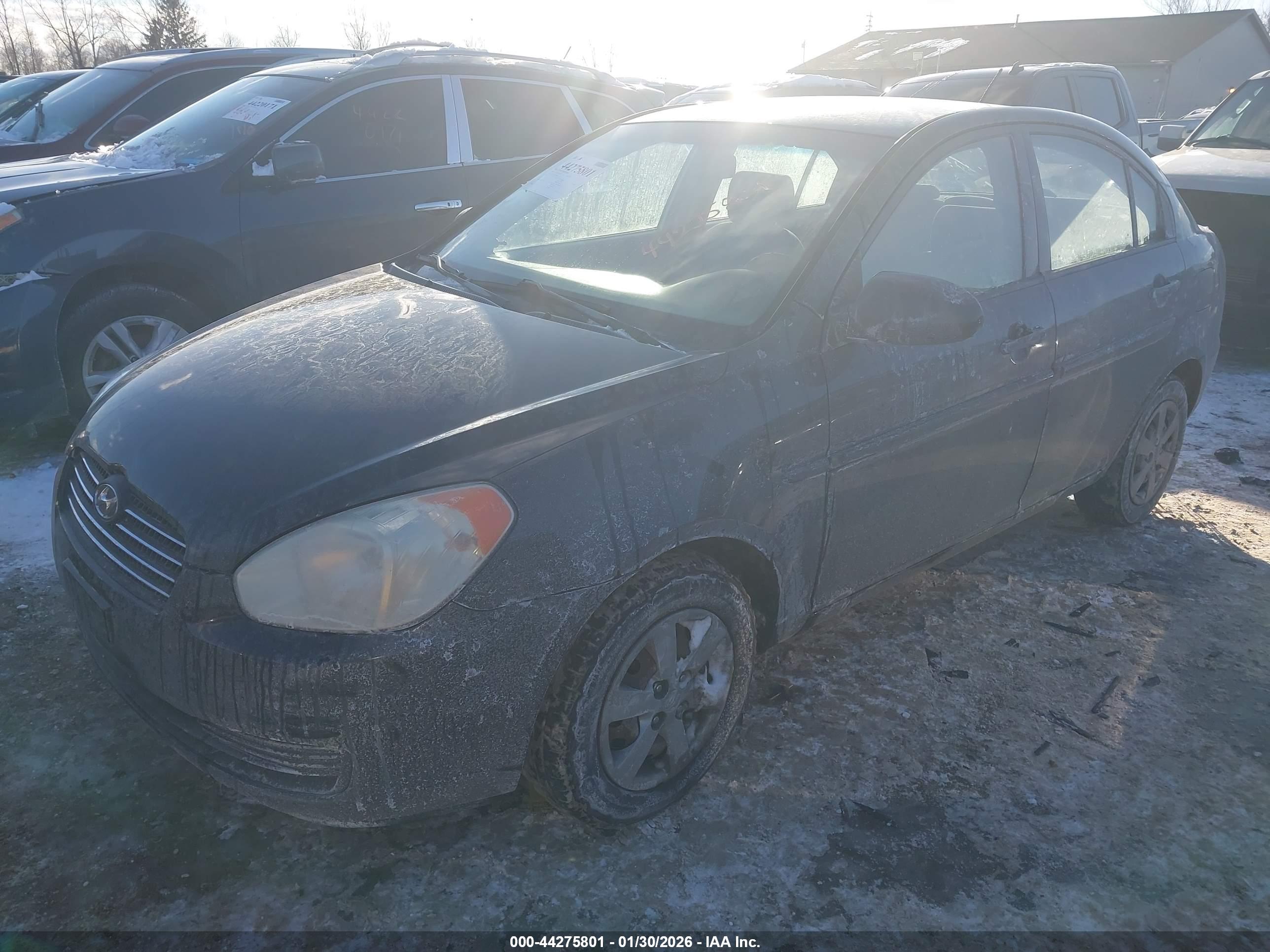 HYUNDAI ACCENT image 2