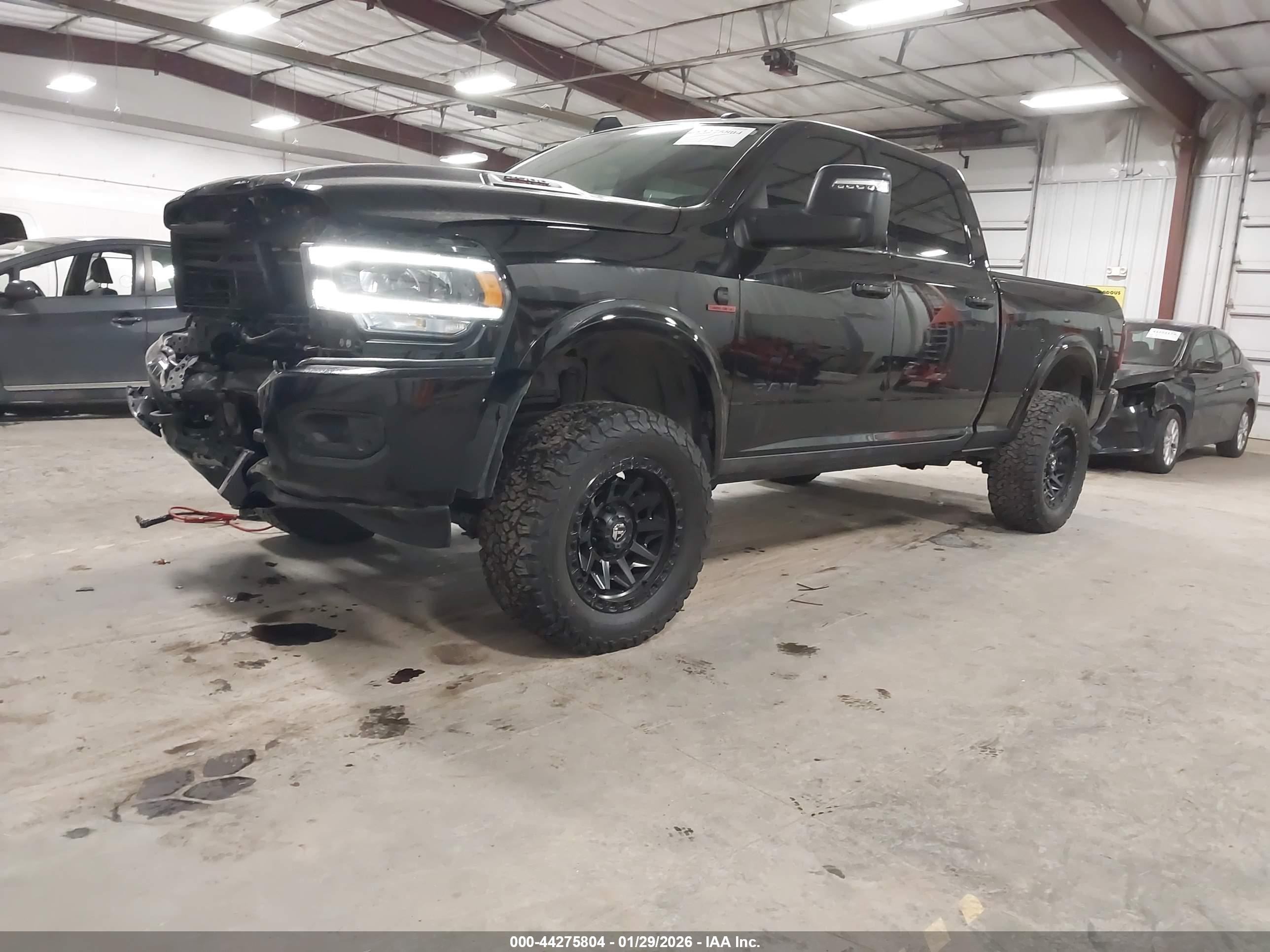 RAM 2500 image 2