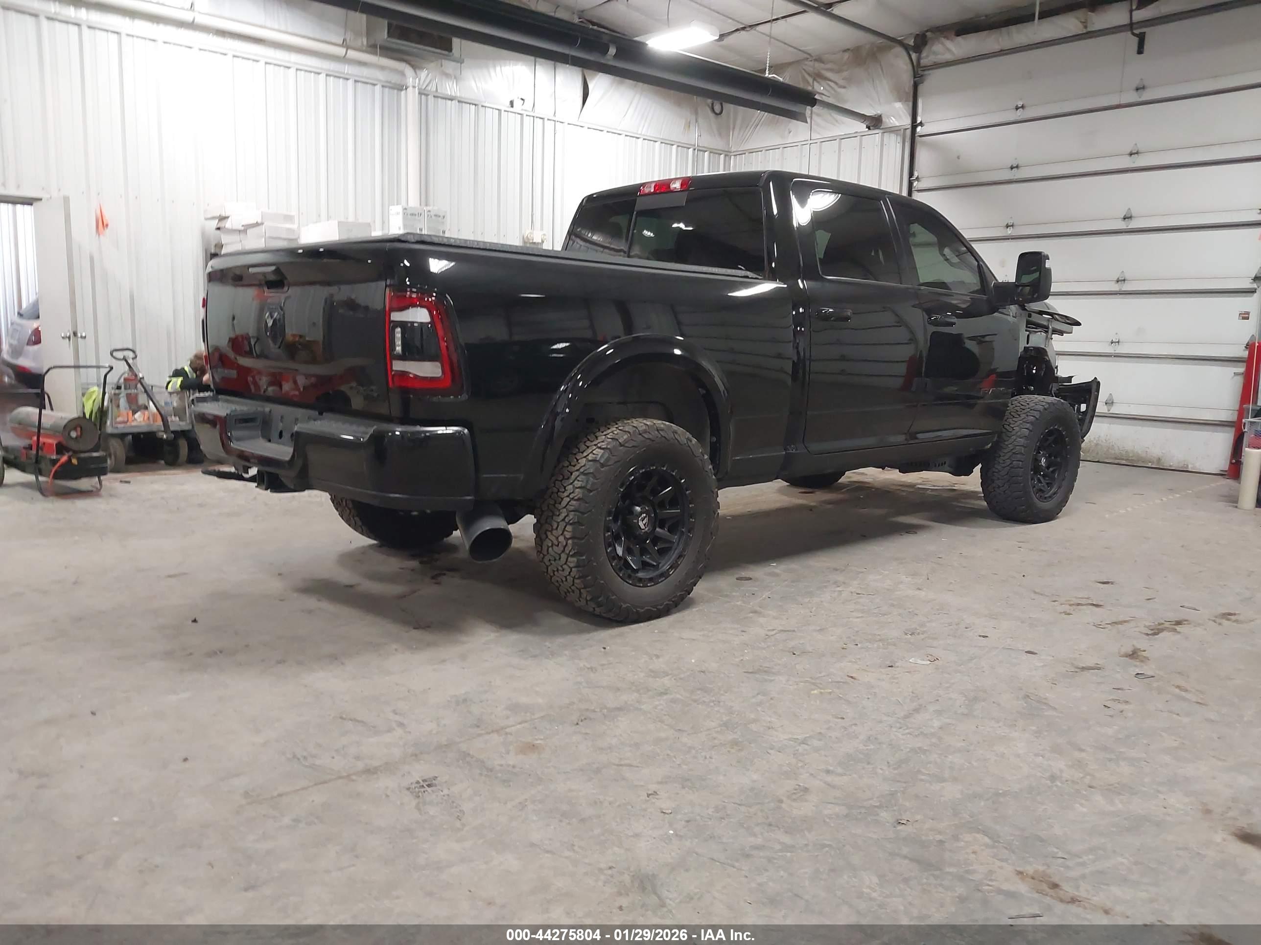RAM 2500 image 4