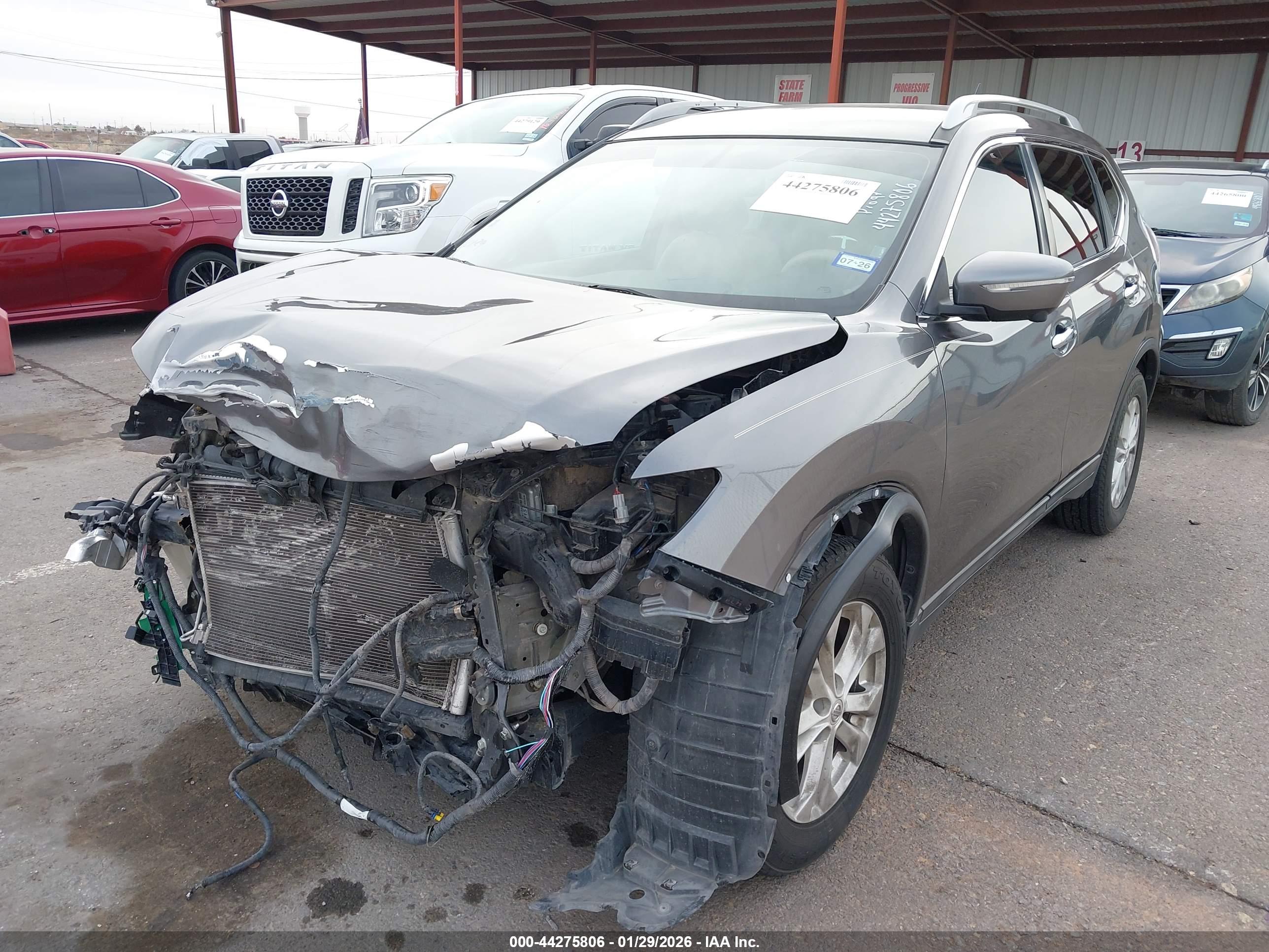 NISSAN ROGUE image 2